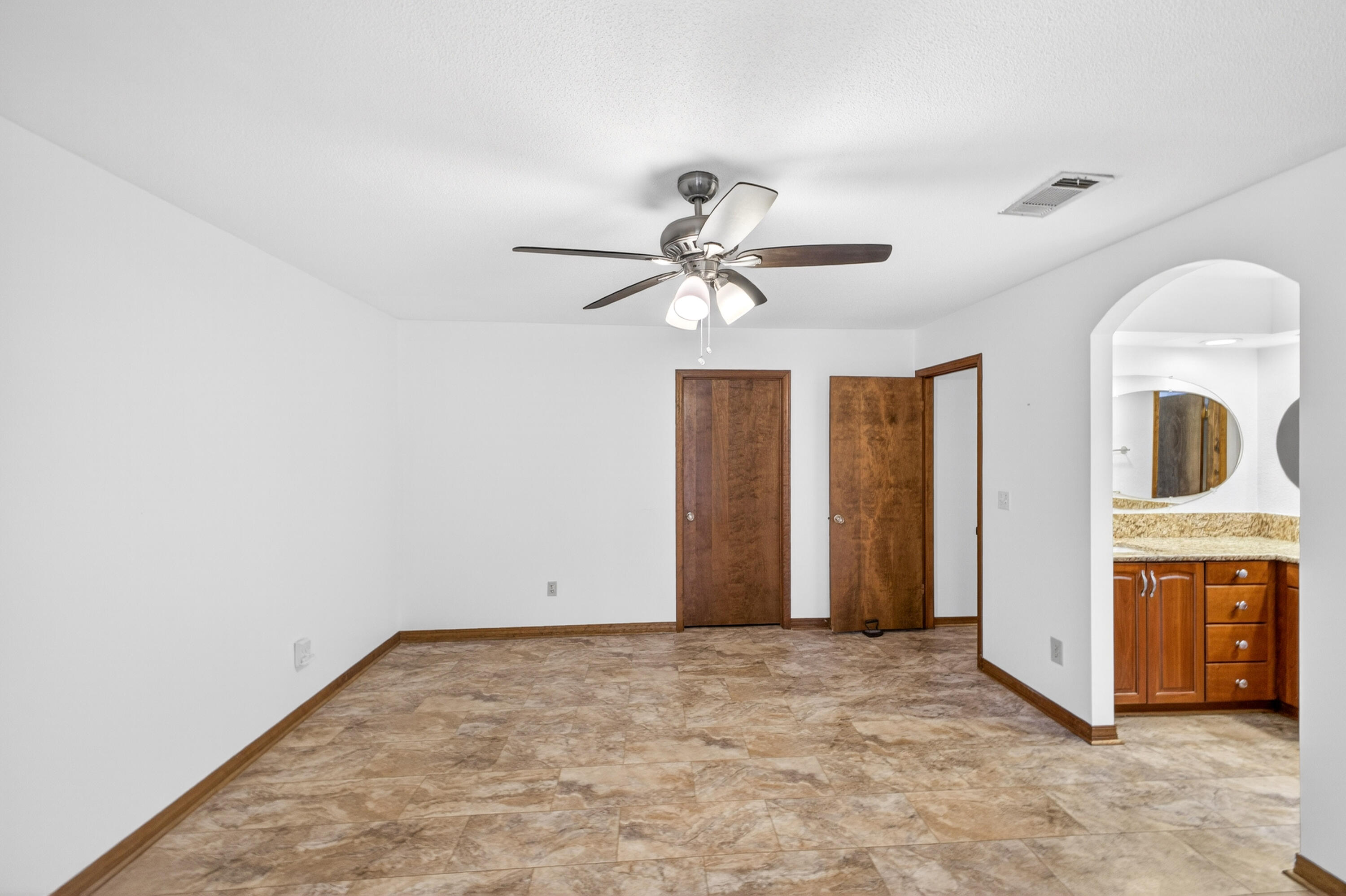 ST ANDREWS WEST BLUEWATER BAY 2 - Residential Lease