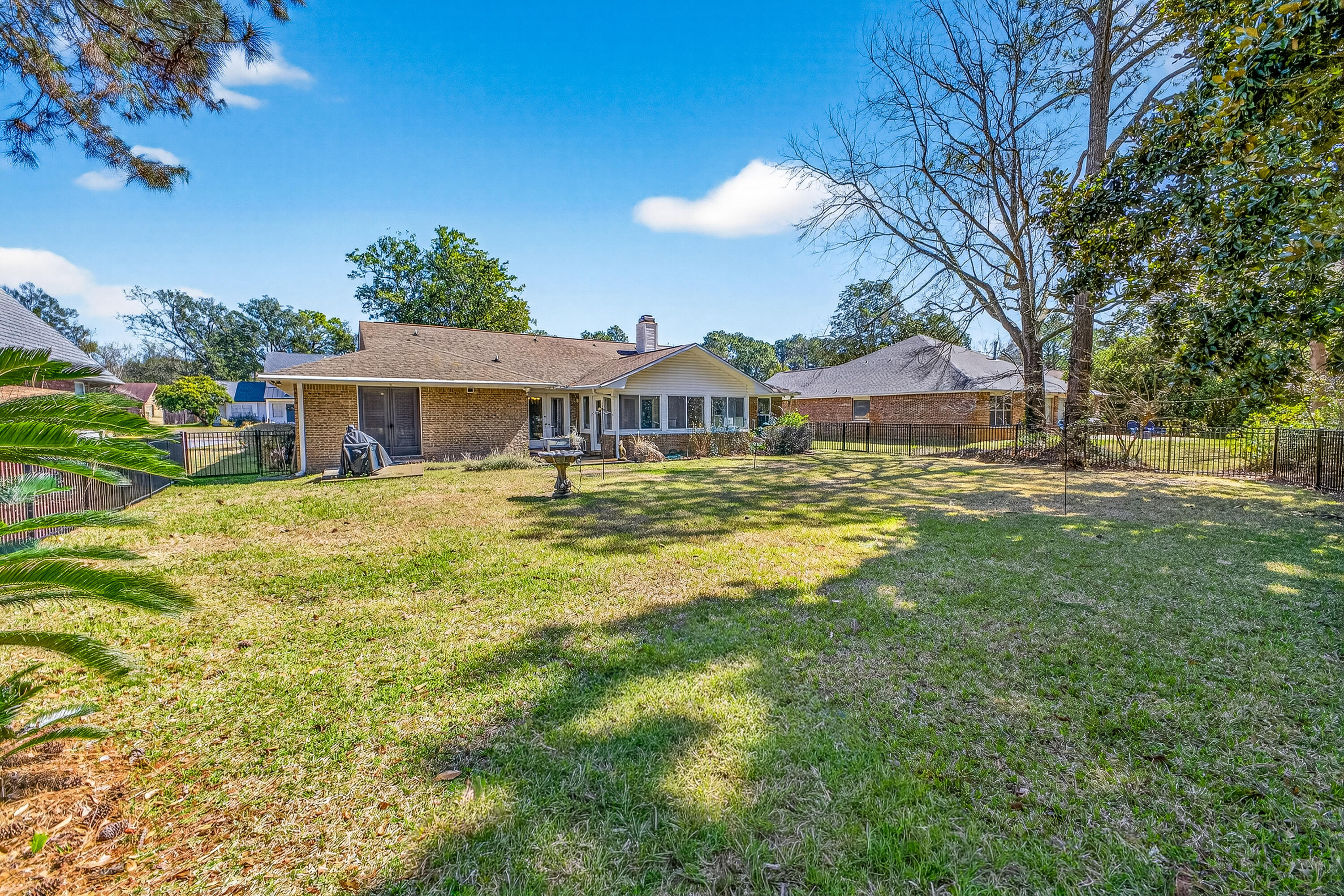 ST ANDREWS WEST BLUEWATER BAY 2 - Residential Lease