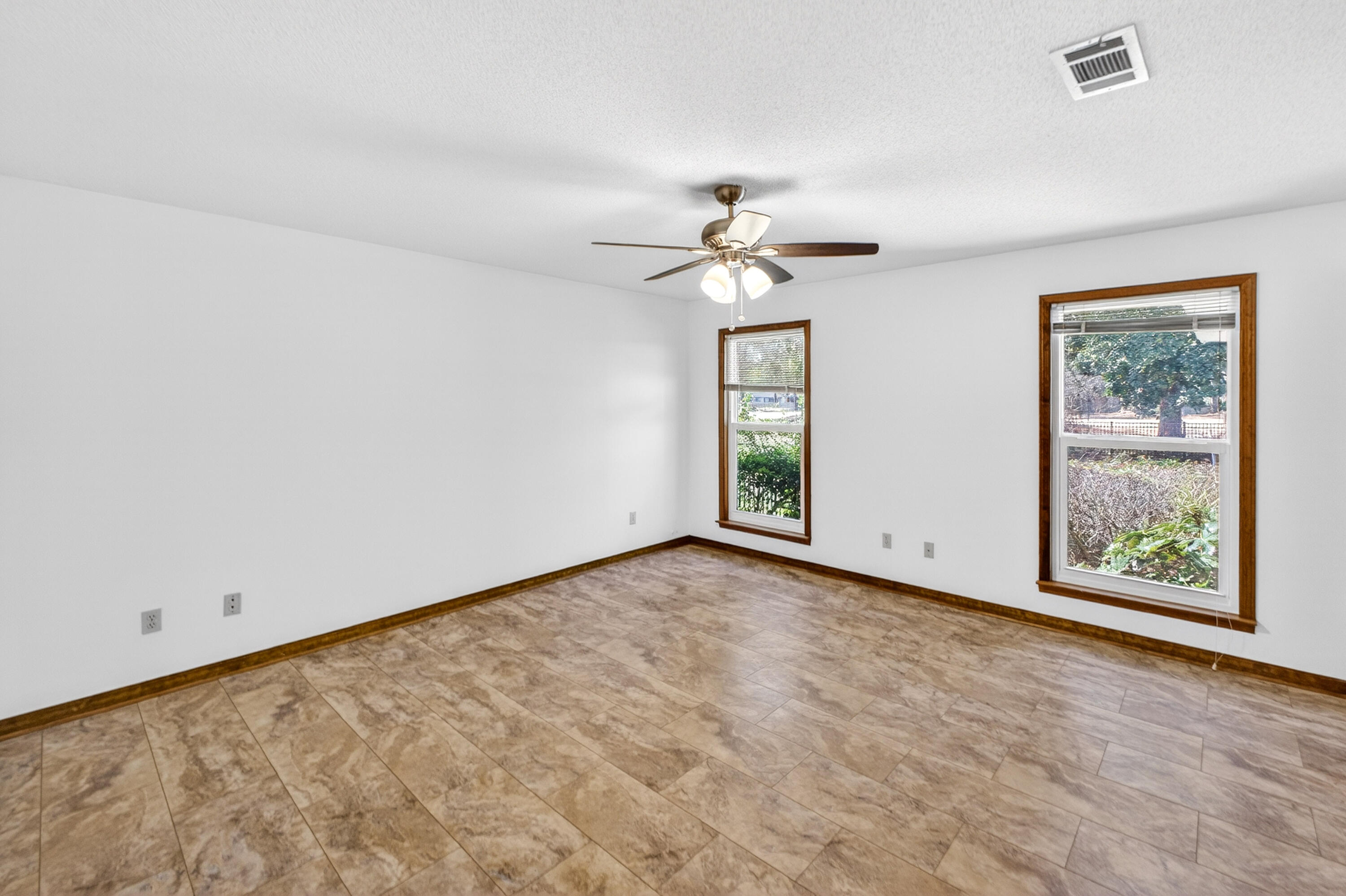 ST ANDREWS WEST BLUEWATER BAY 2 - Residential Lease