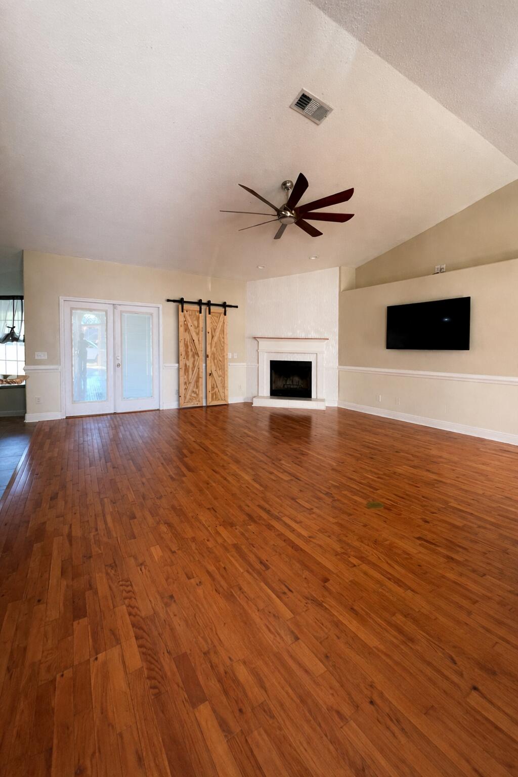 KYNDALL RIDGE - Residential