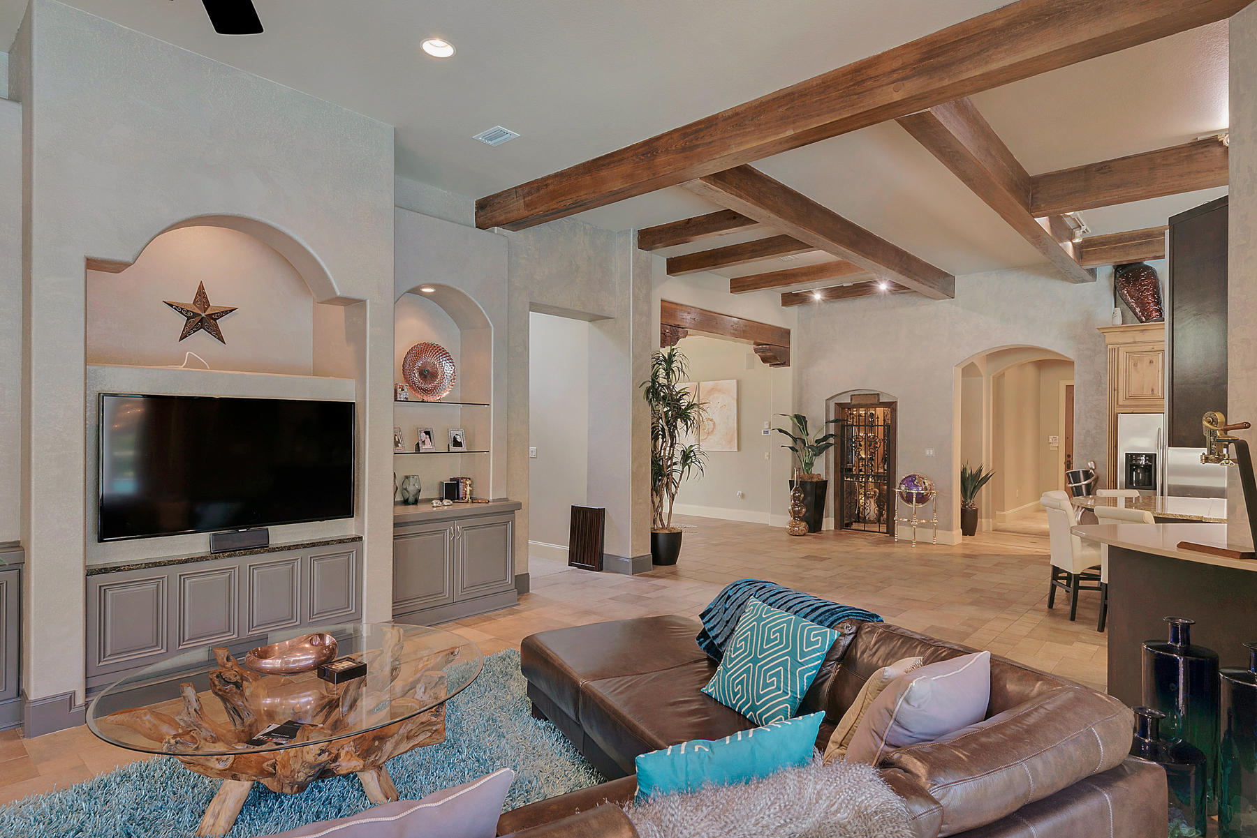 BURNT PINE - Residential