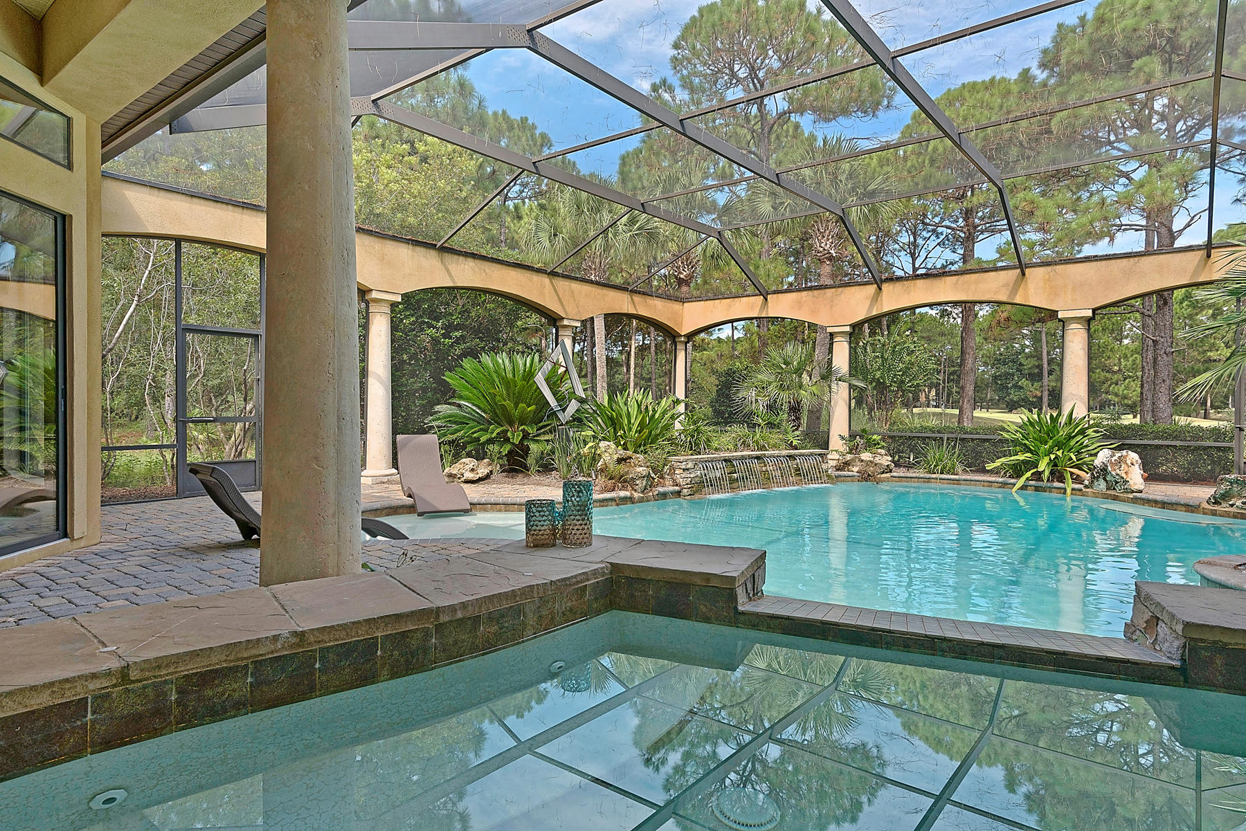 BURNT PINE - Residential