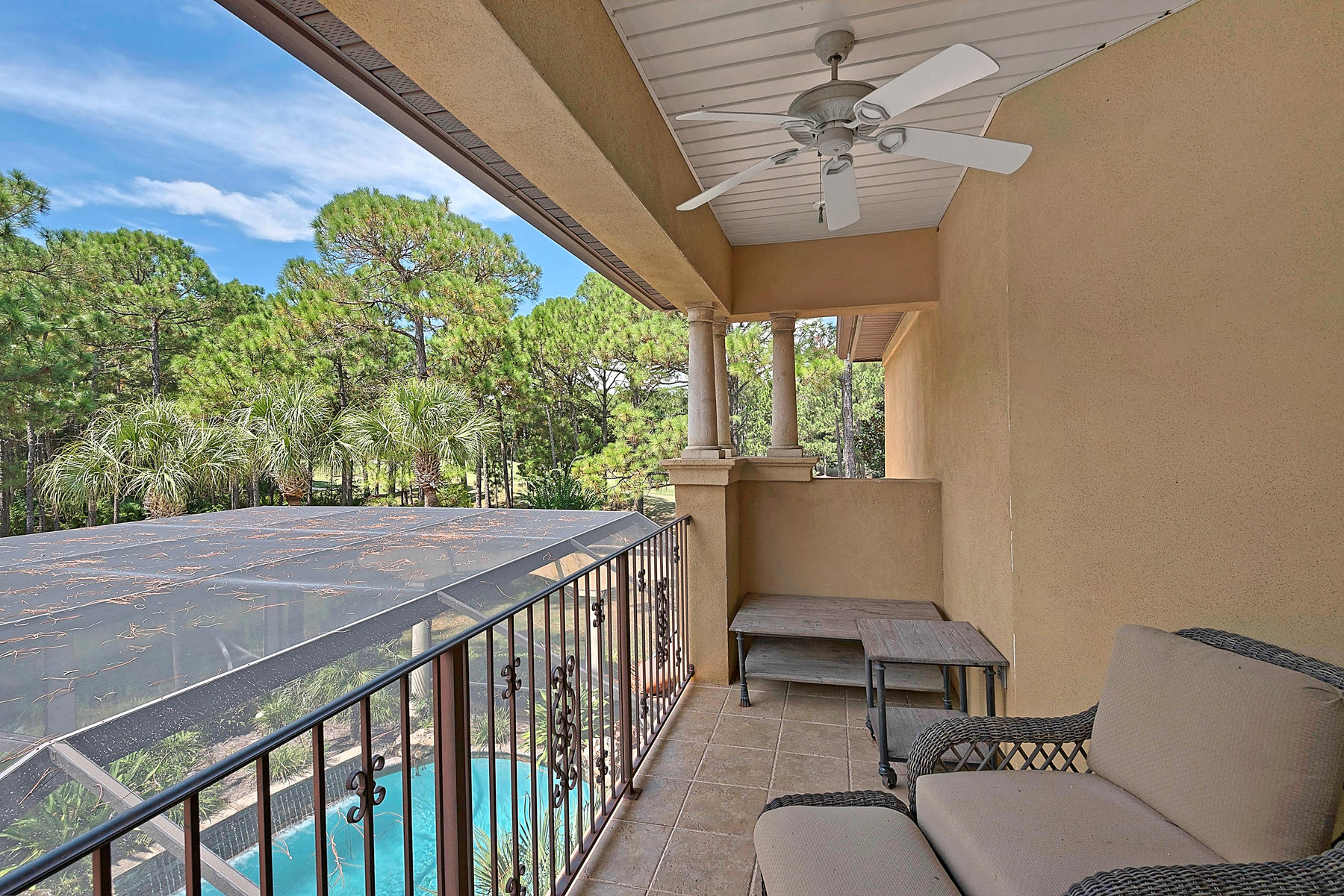 BURNT PINE - Residential