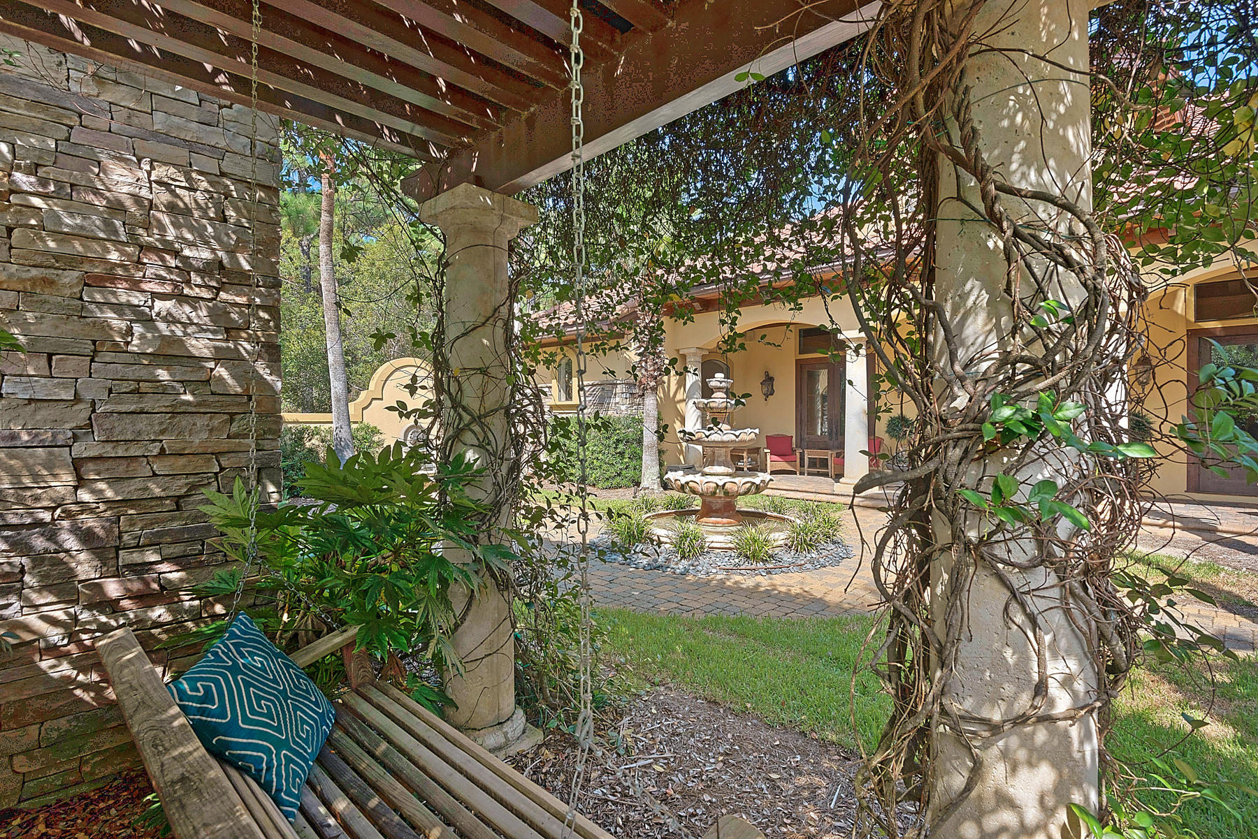 BURNT PINE - Residential