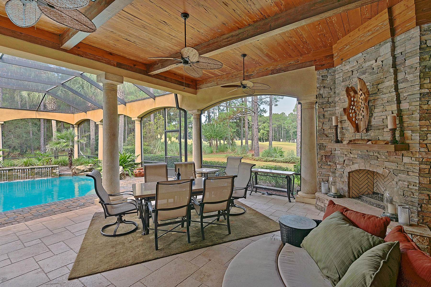 BURNT PINE - Residential