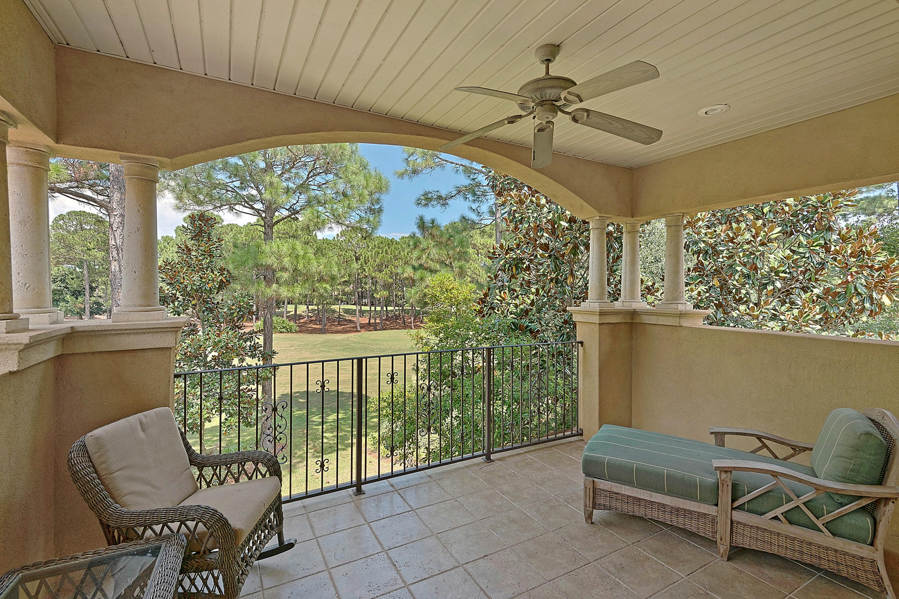 BURNT PINE - Residential