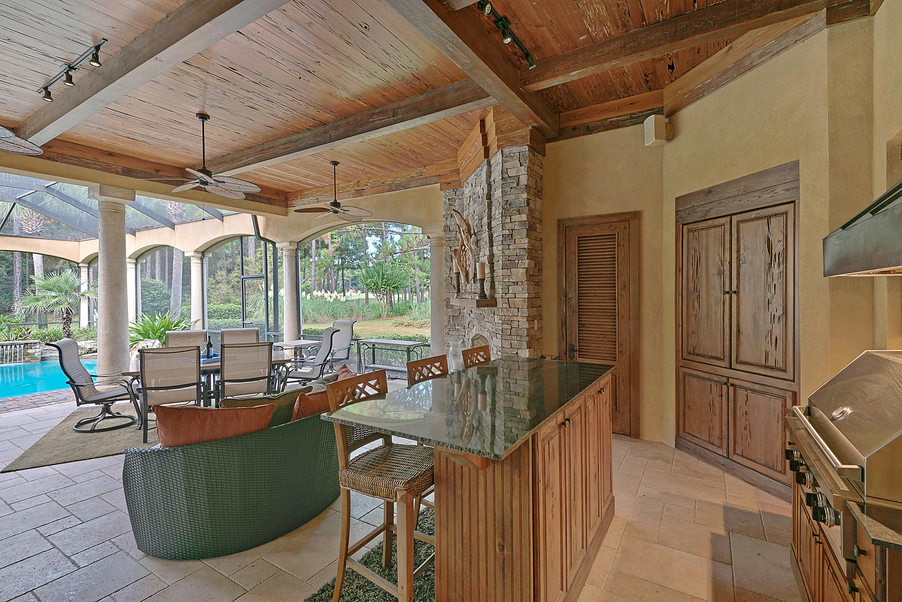 BURNT PINE - Residential