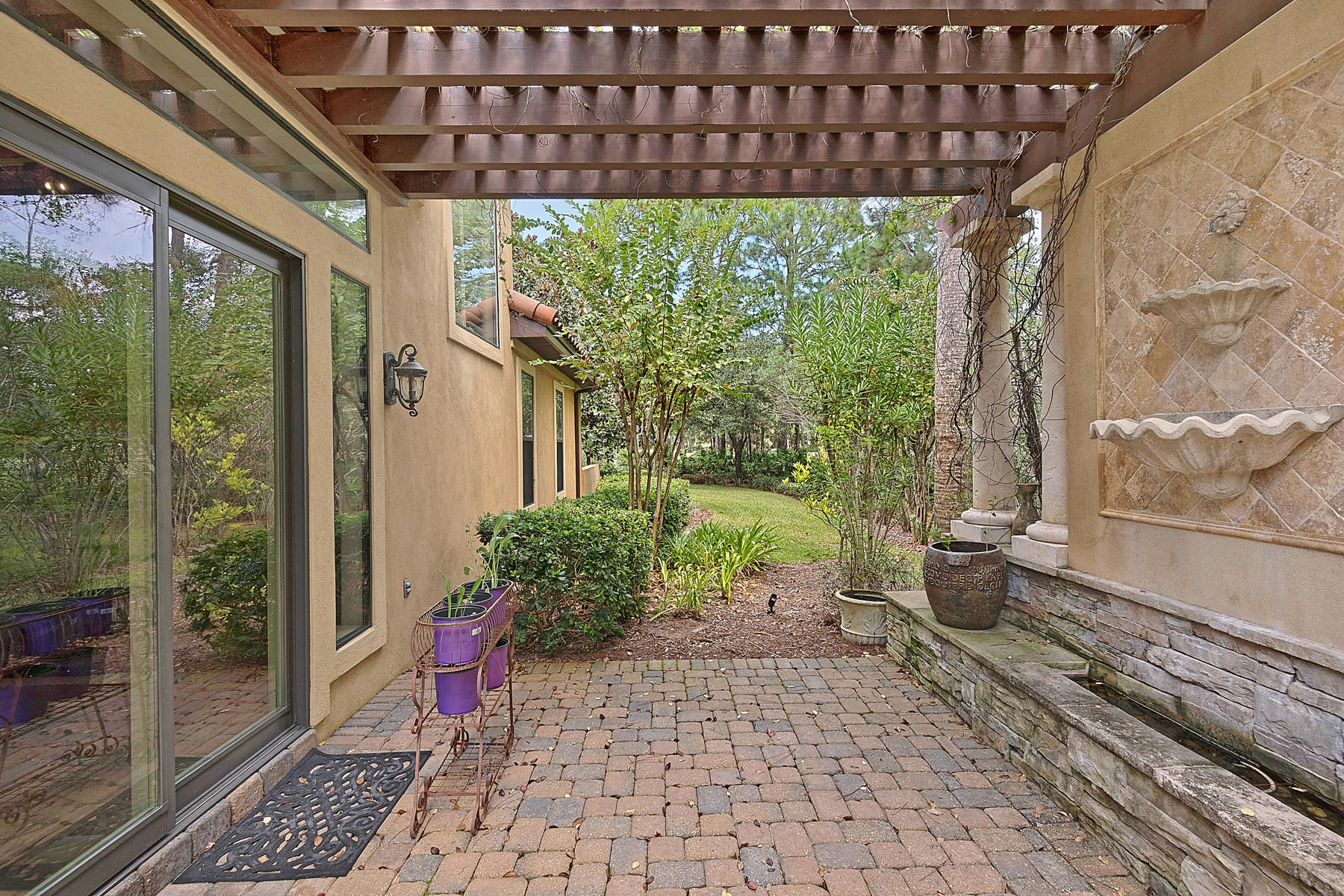 BURNT PINE - Residential