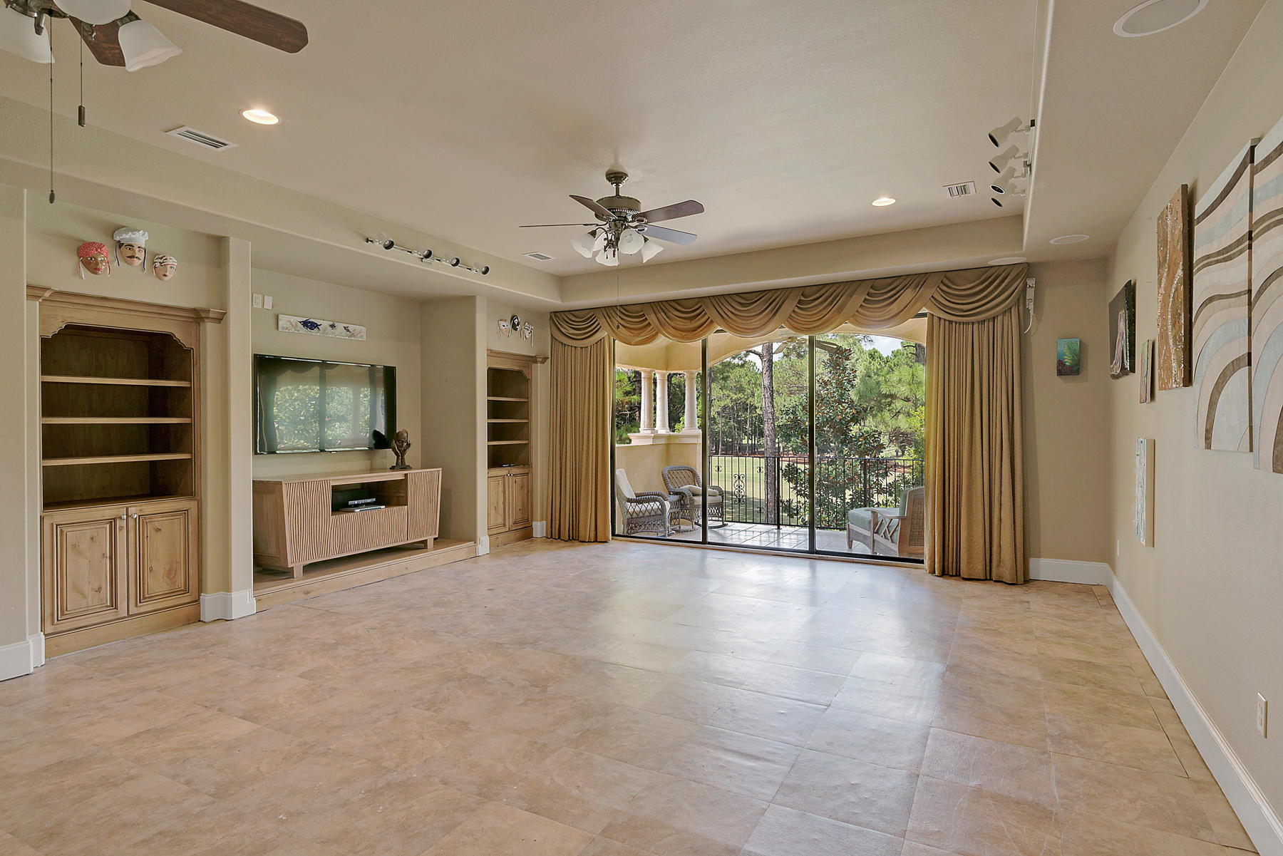 BURNT PINE - Residential