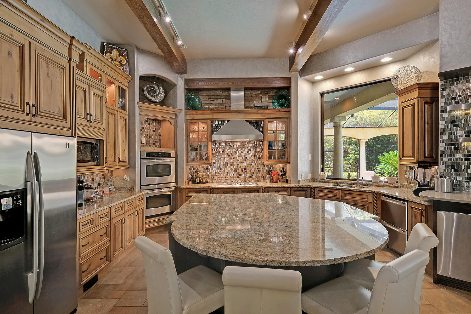 BURNT PINE - Residential