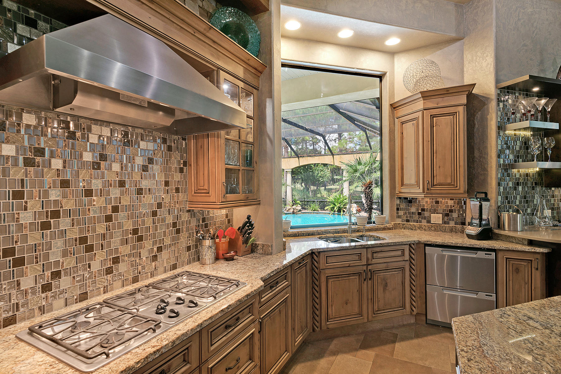 BURNT PINE - Residential