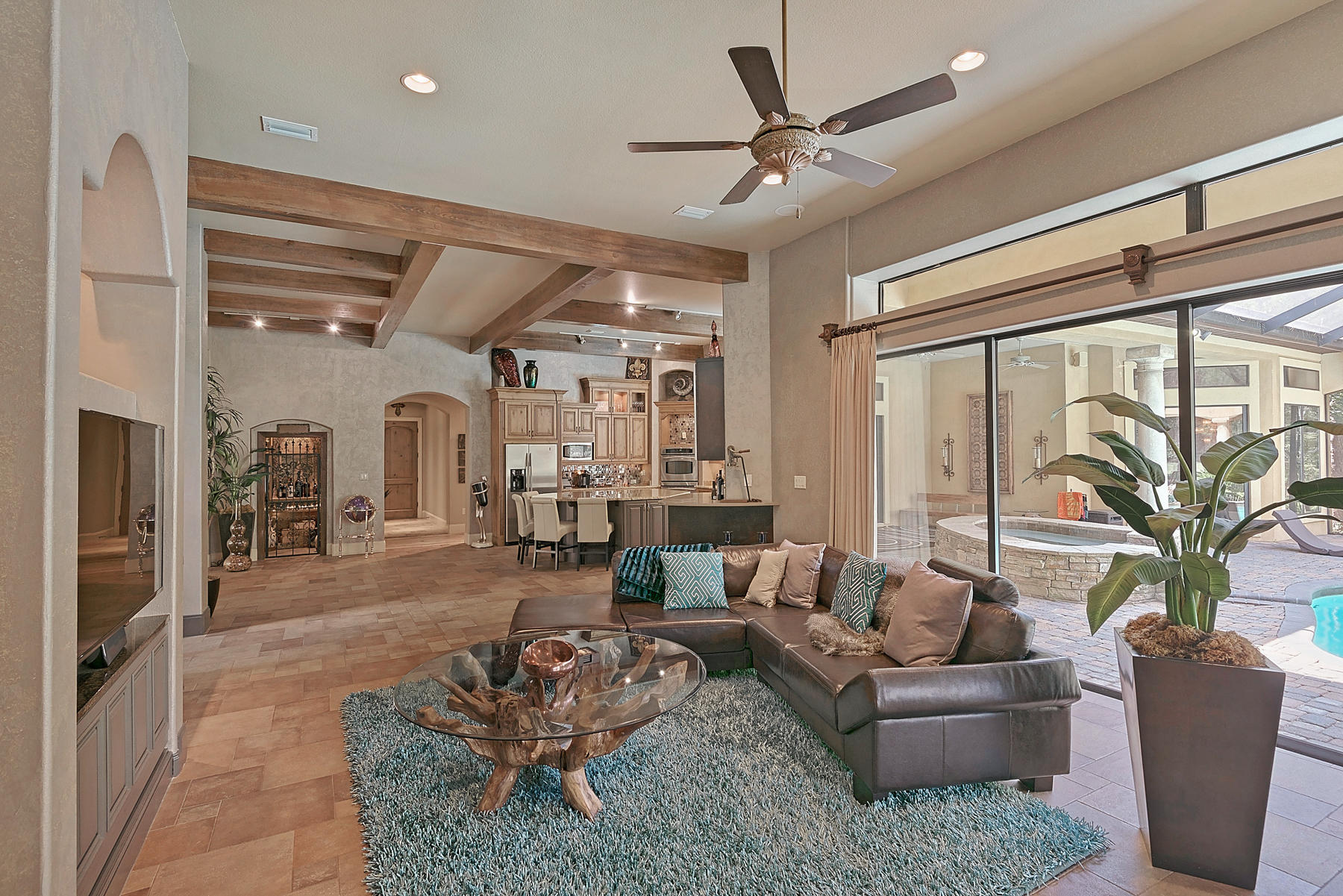 BURNT PINE - Residential