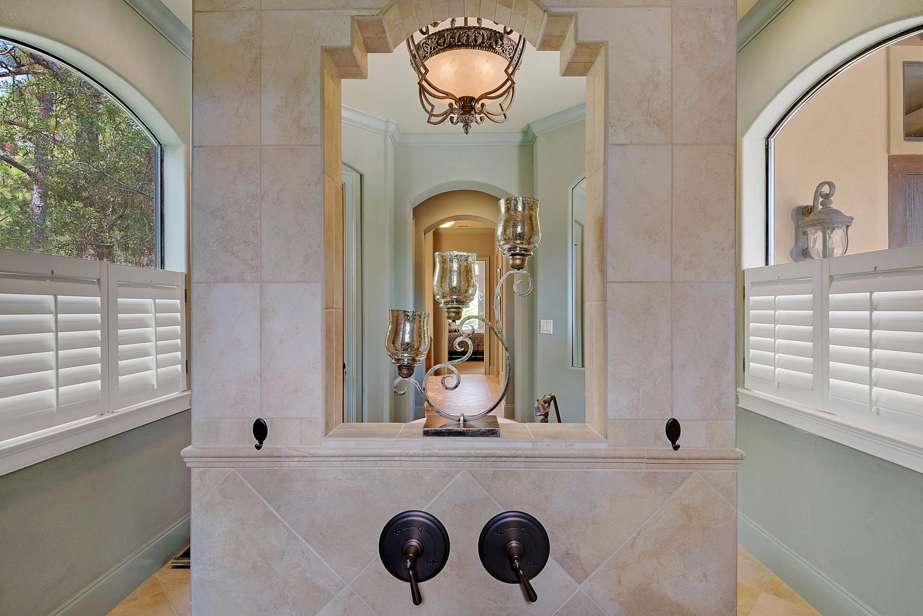 BURNT PINE - Residential