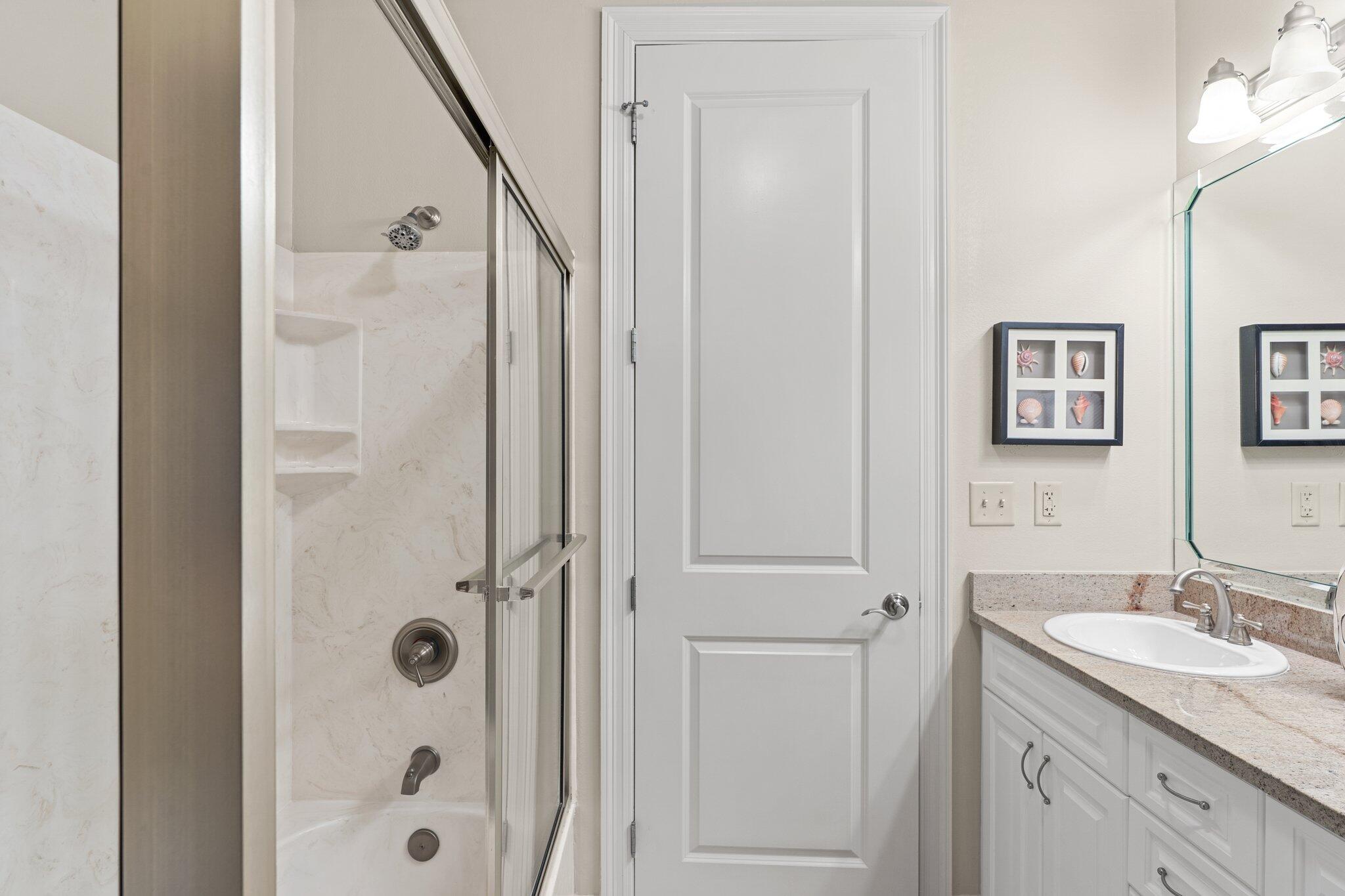 Abacos Condo - Residential