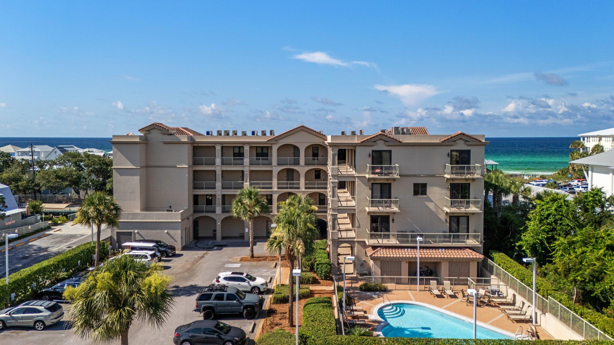 Abacos Condo - Residential