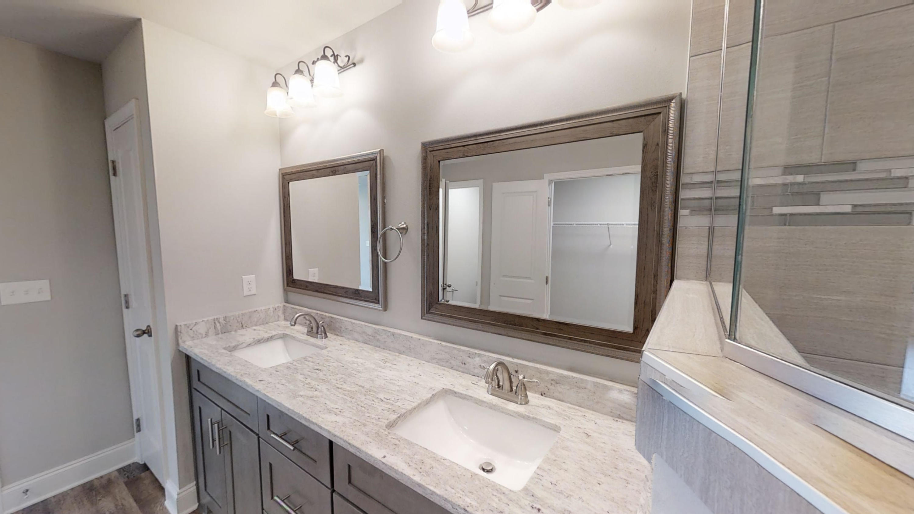 SEASHORE VILLAGE - Residential