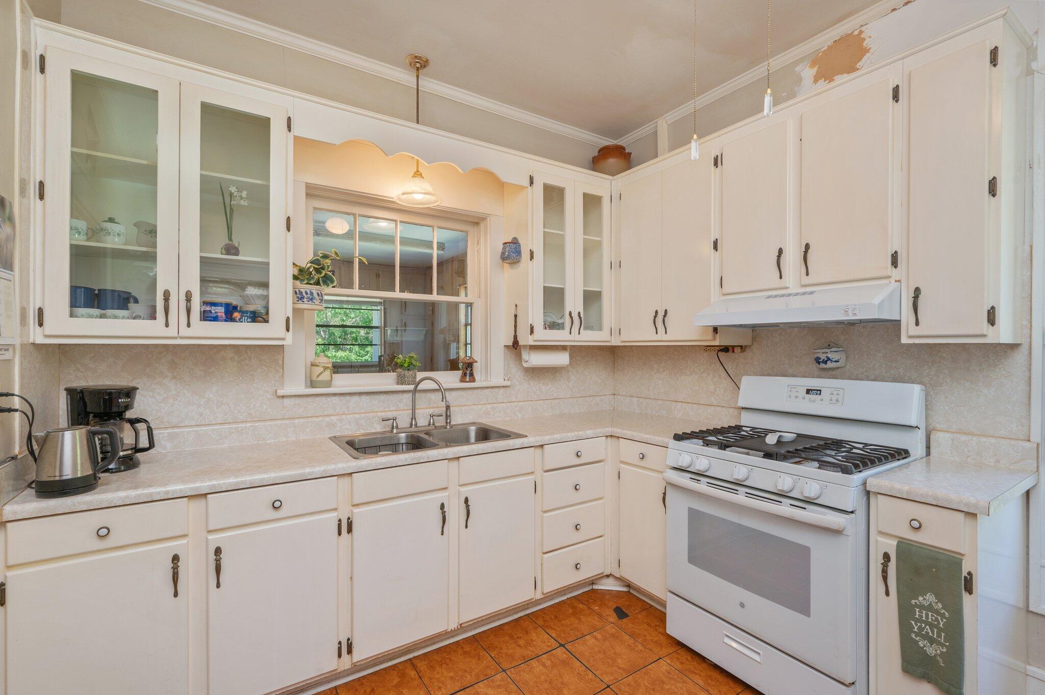 Meets and Bounds - Residential