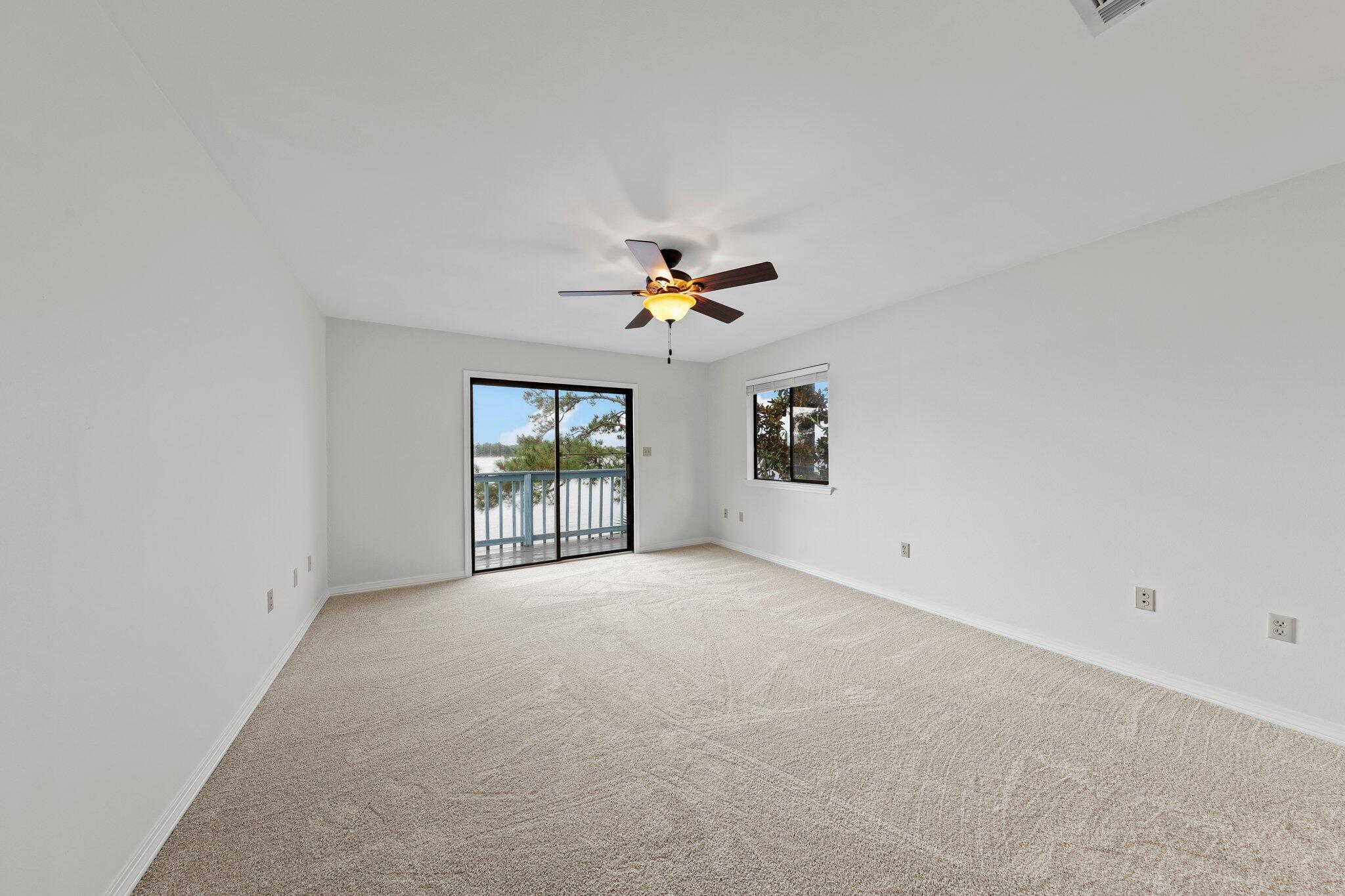 VALPARAISO PINECREST 6 - Residential Lease