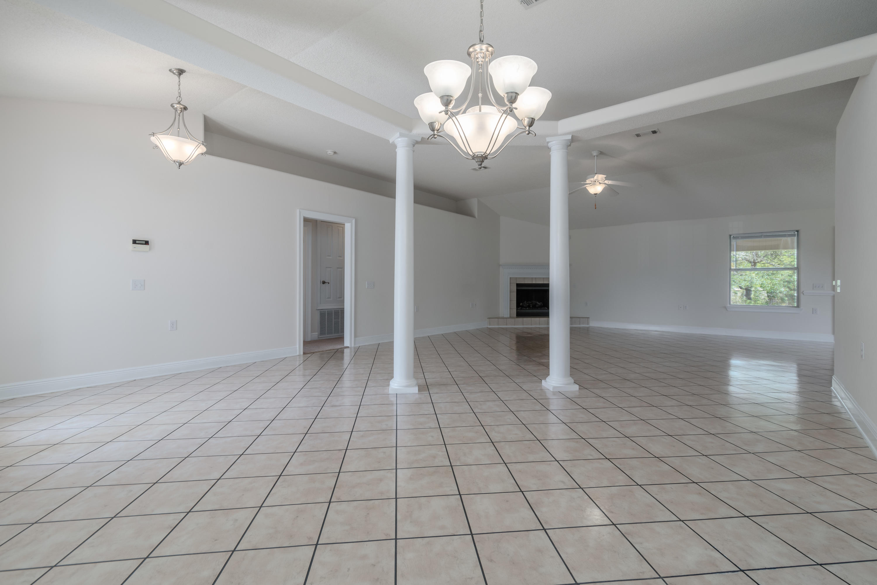 LIGHTHOUSE POINTE - Residential