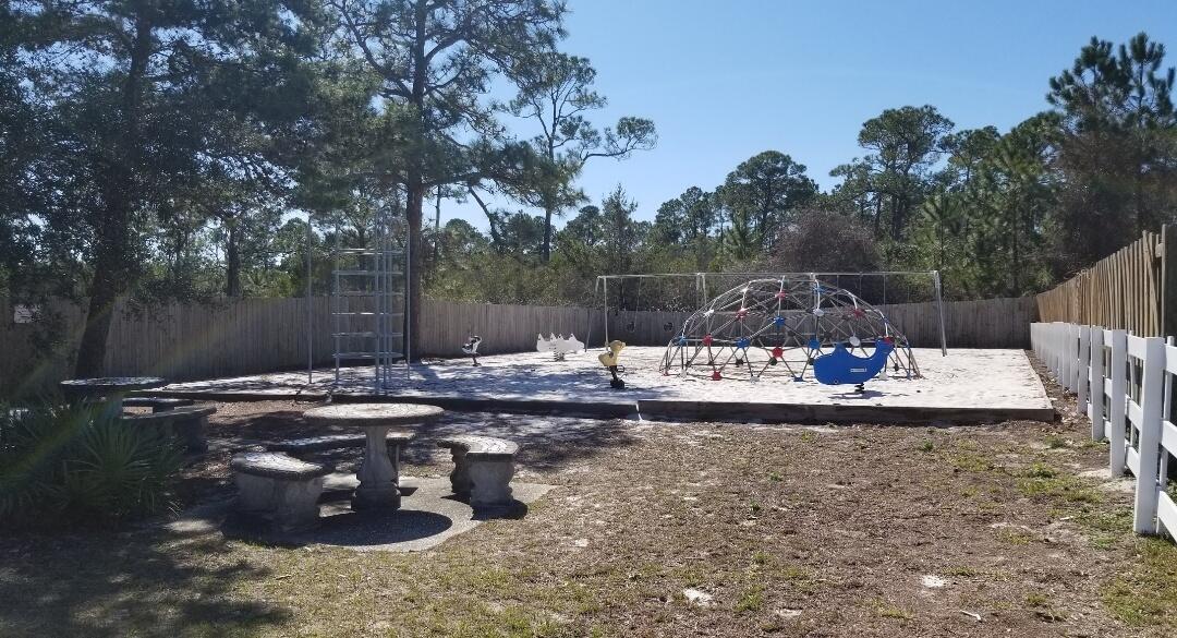 LIGHTHOUSE POINTE - Residential