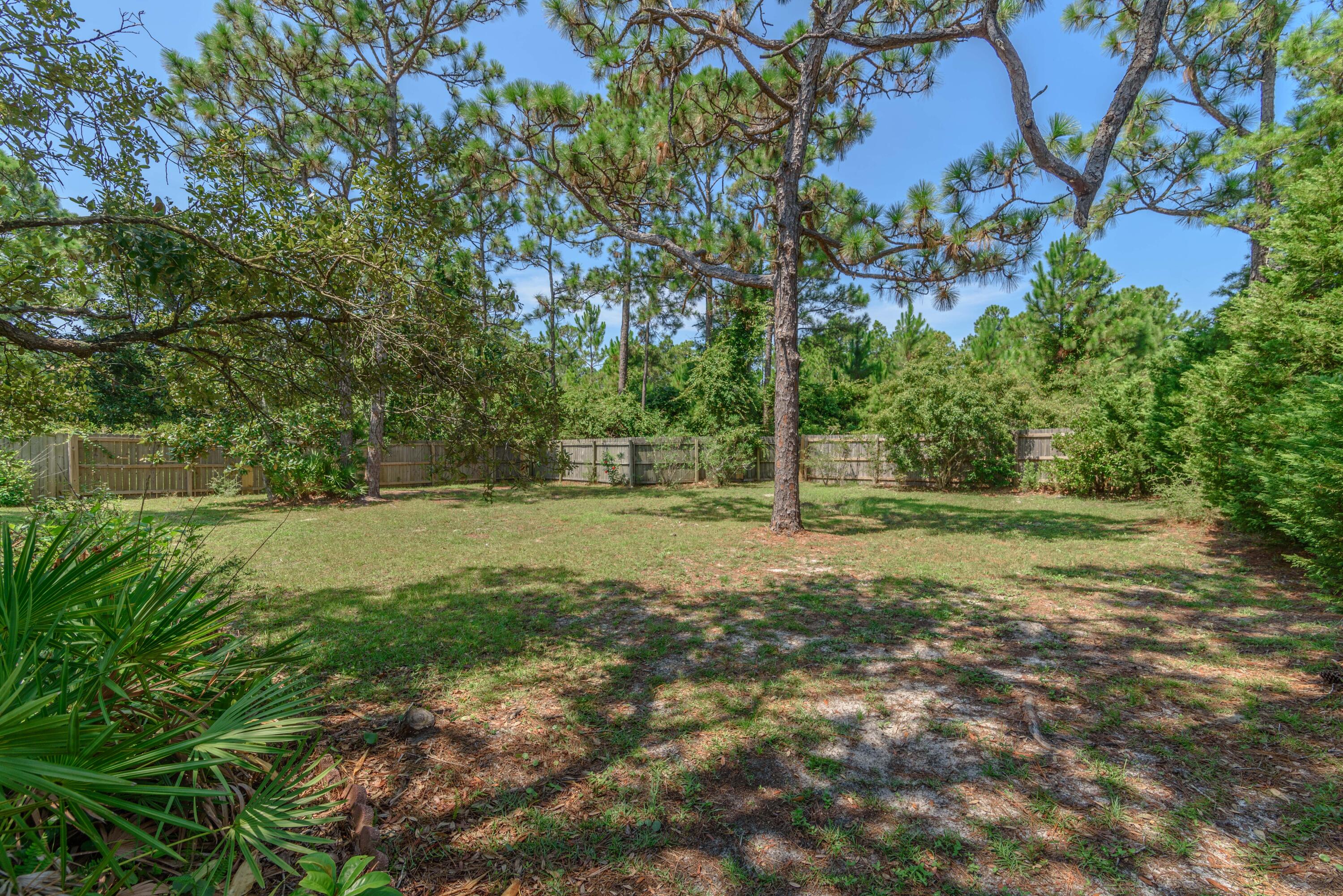 LIGHTHOUSE POINTE - Residential