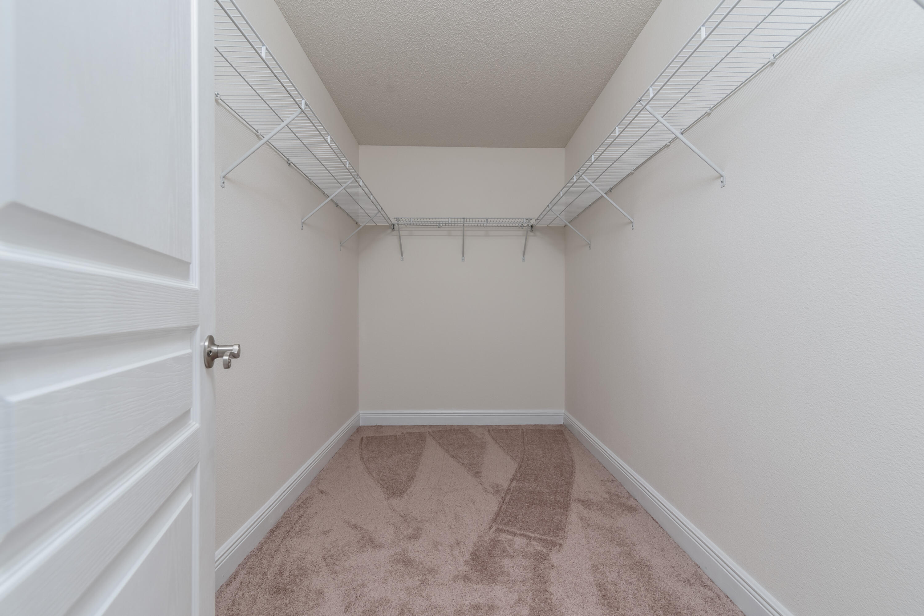 LIGHTHOUSE POINTE - Residential