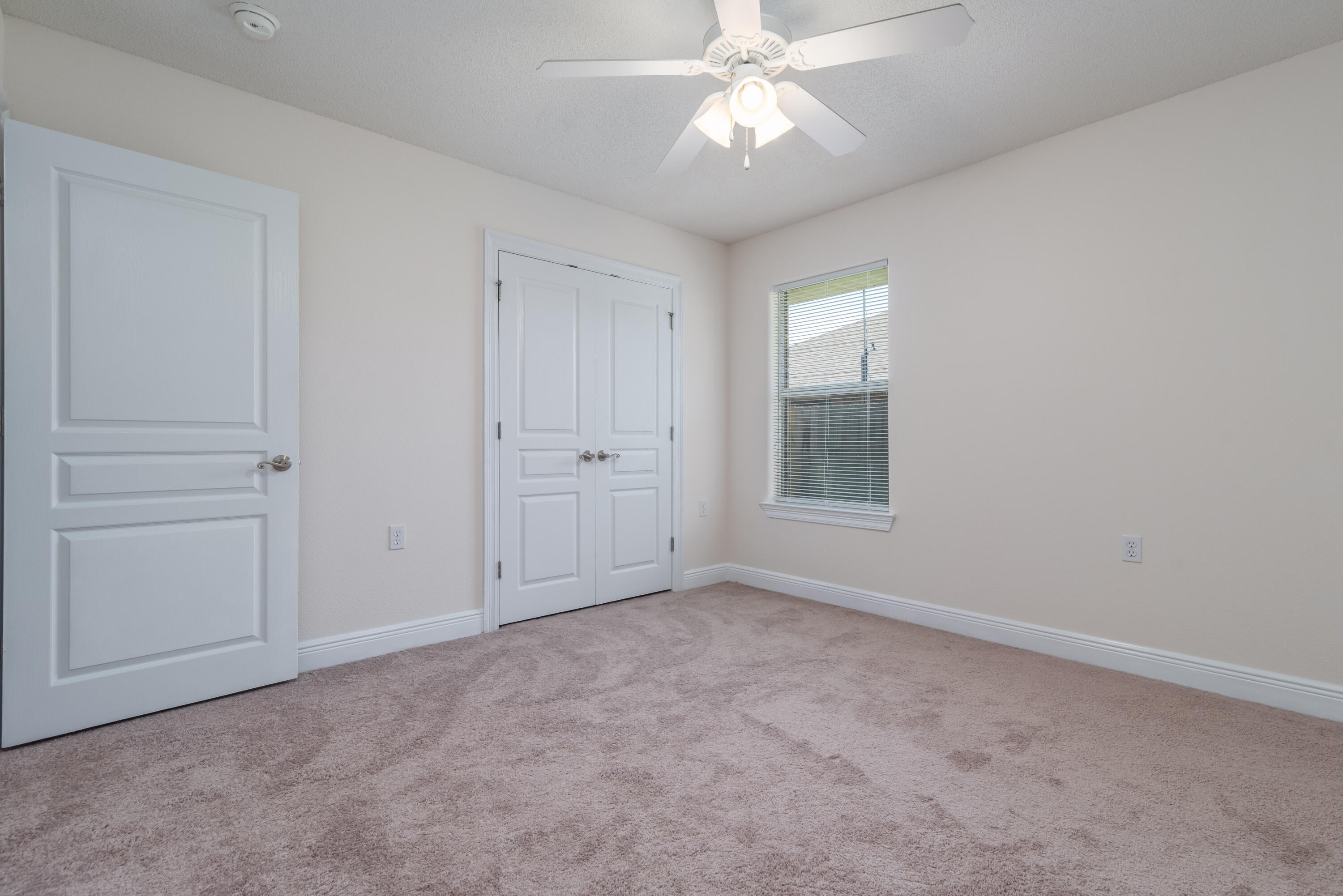 LIGHTHOUSE POINTE - Residential