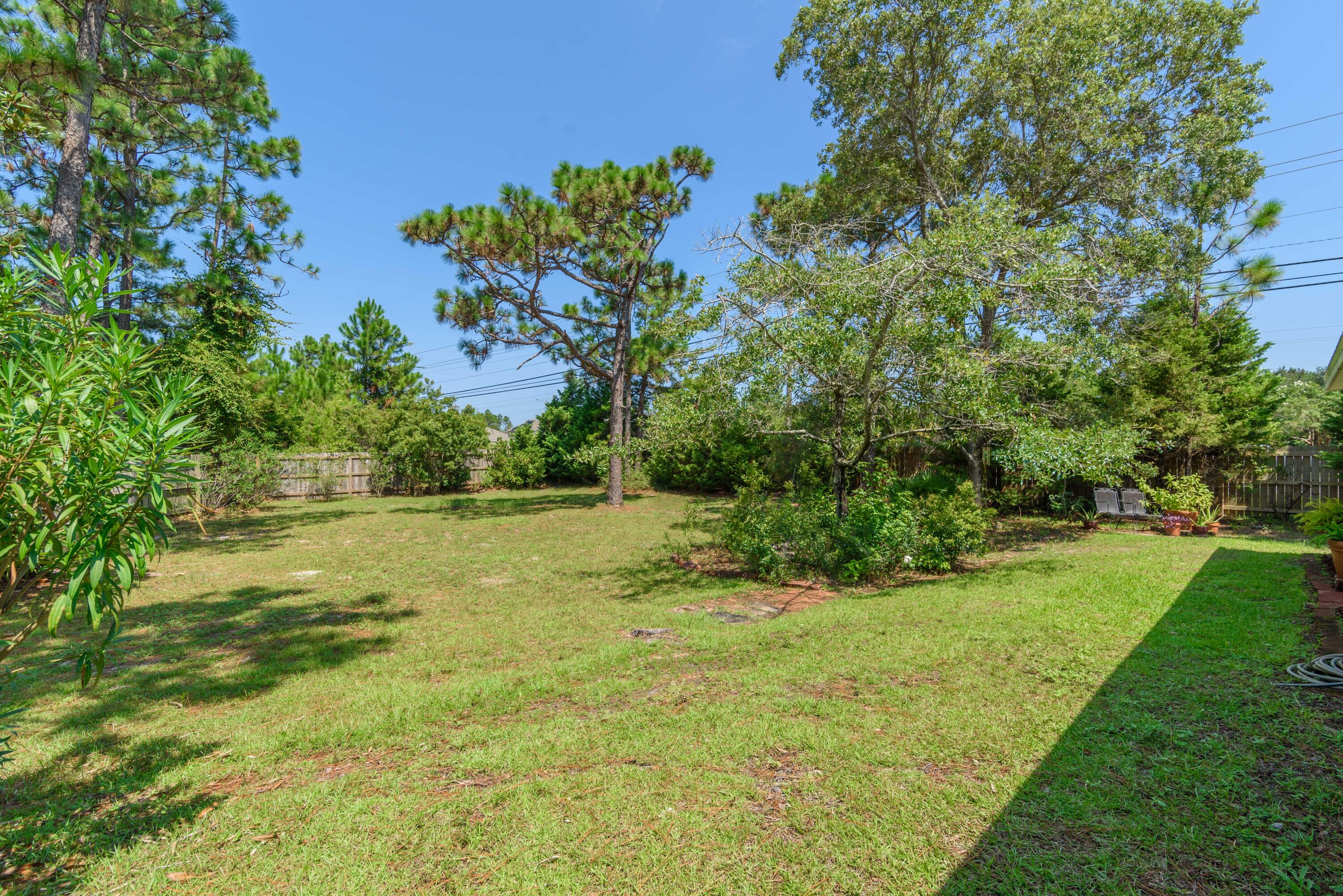 LIGHTHOUSE POINTE - Residential