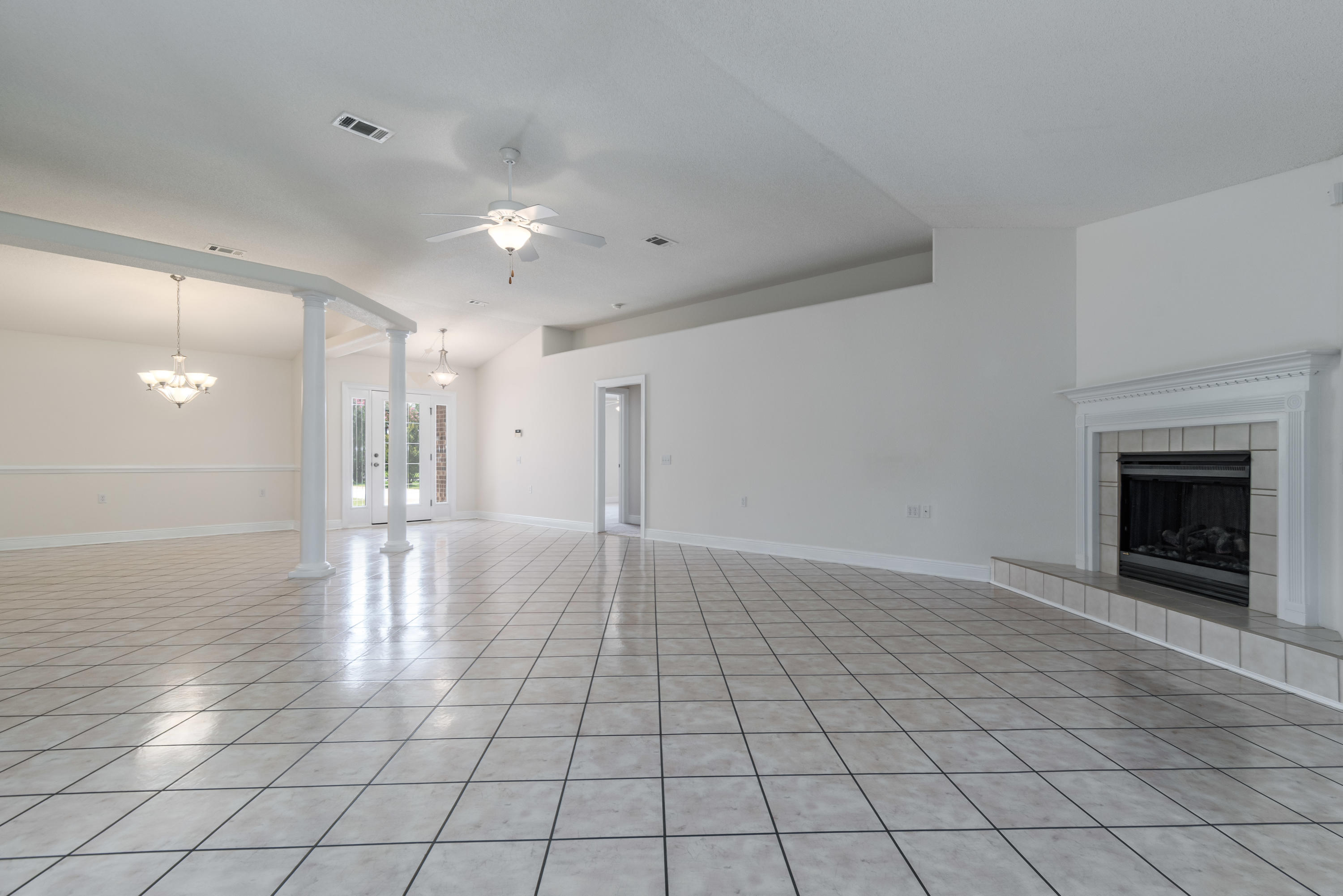 LIGHTHOUSE POINTE - Residential