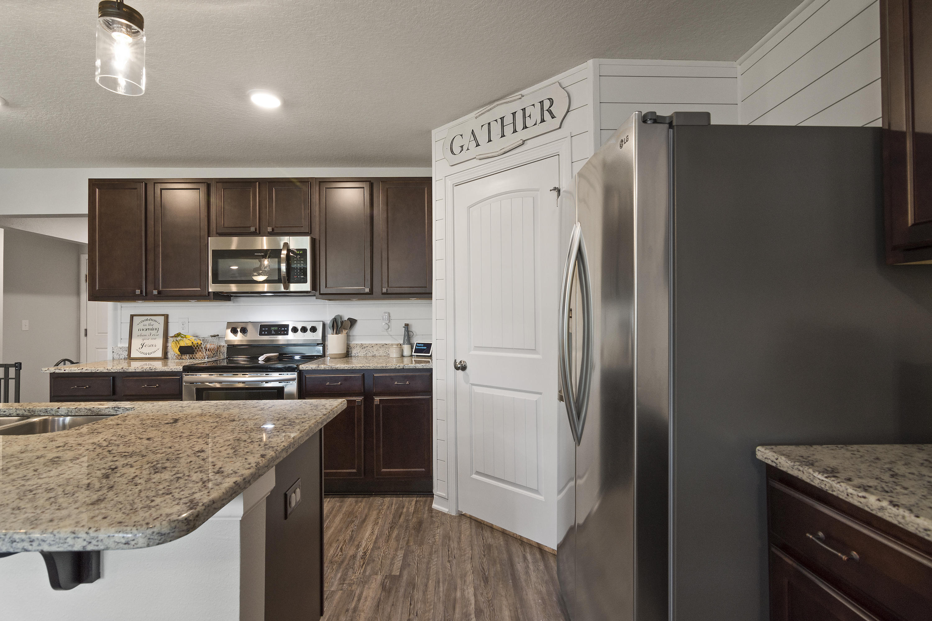 Redstone Commons - Residential