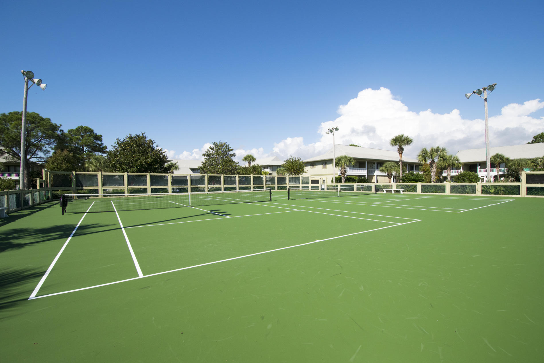 BEACHWOOD VILLAS CONDO - Residential