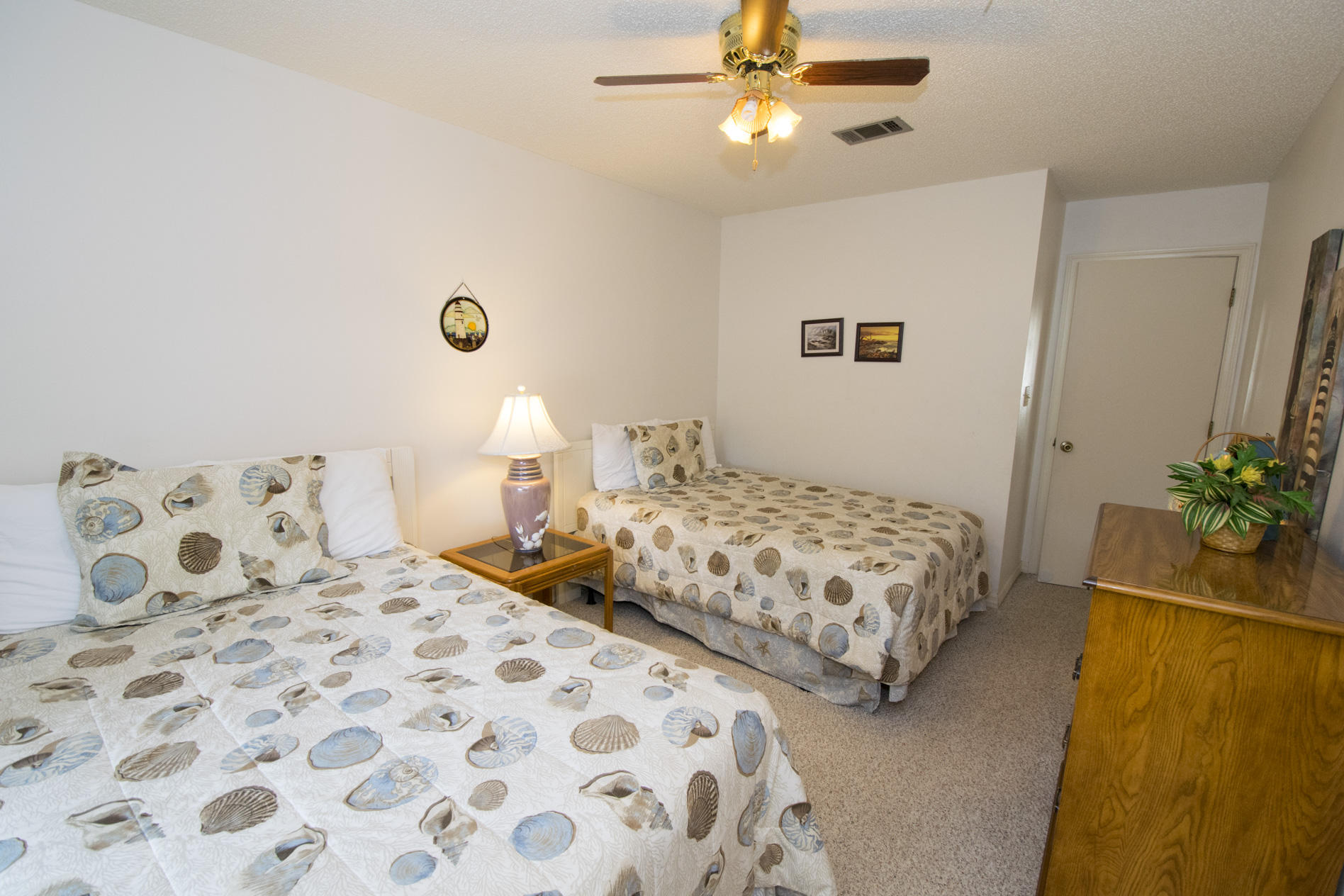 BEACHWOOD VILLAS CONDO - Residential