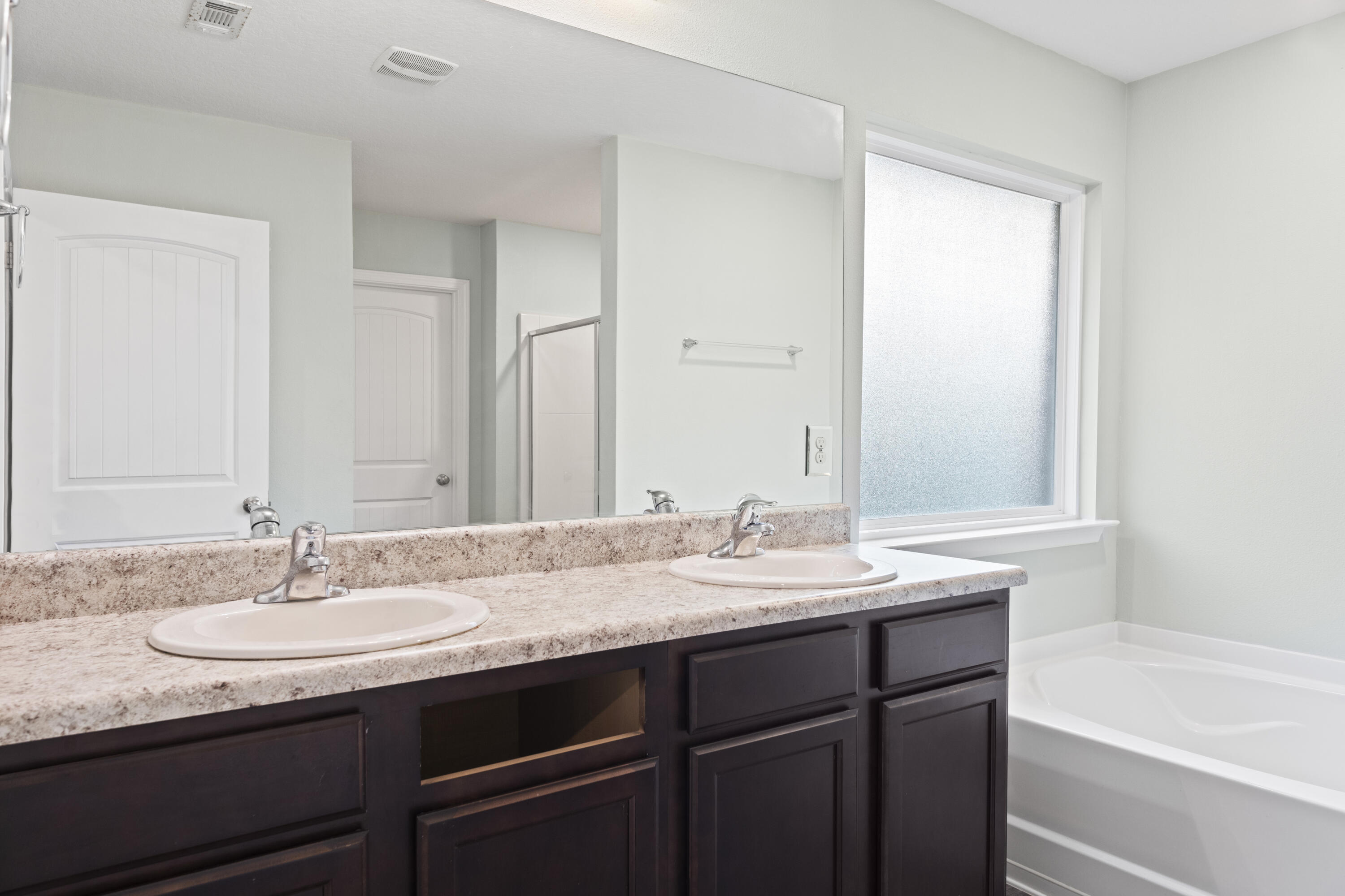 Redstone Commons - Residential Lease