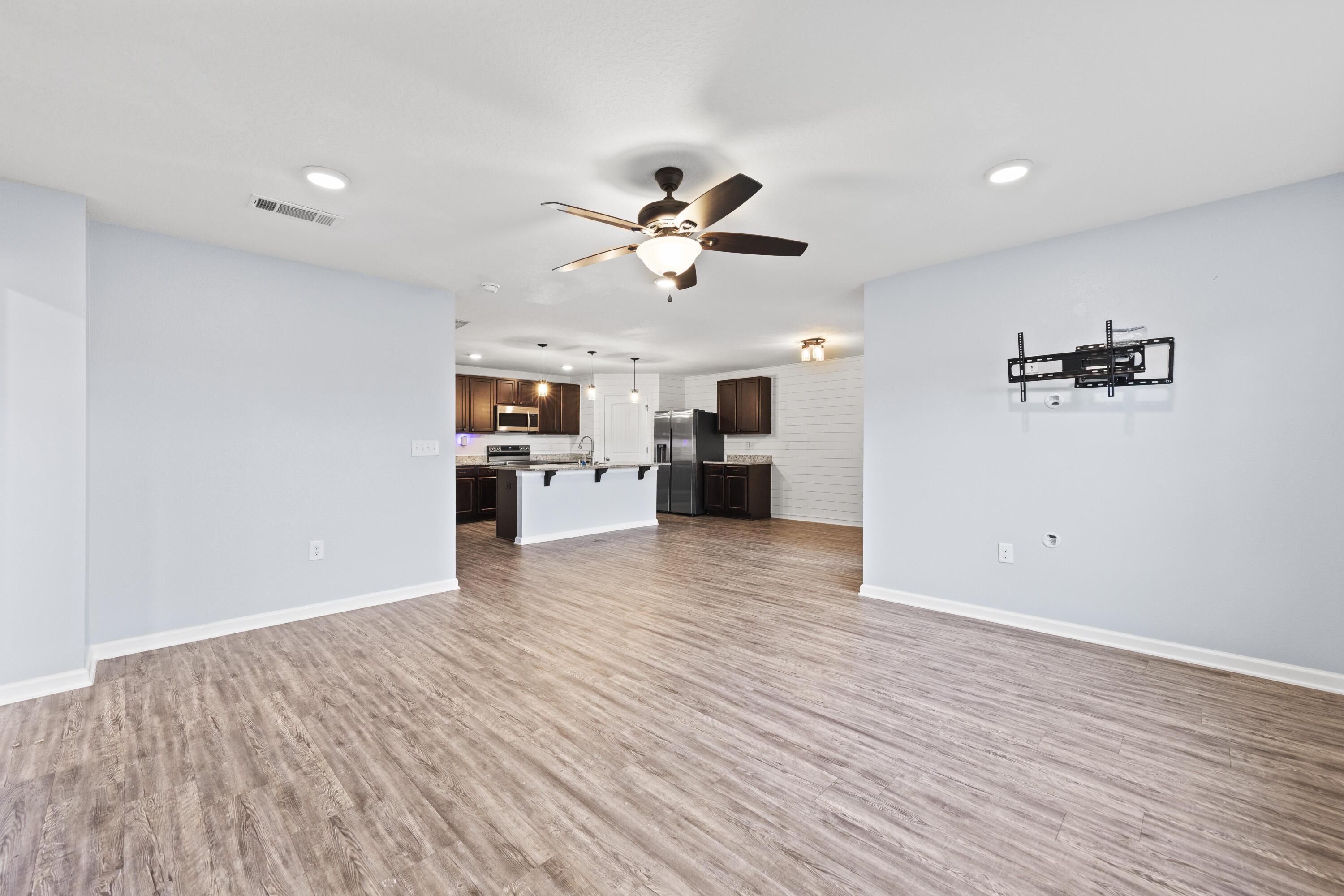 Redstone Commons - Residential Lease