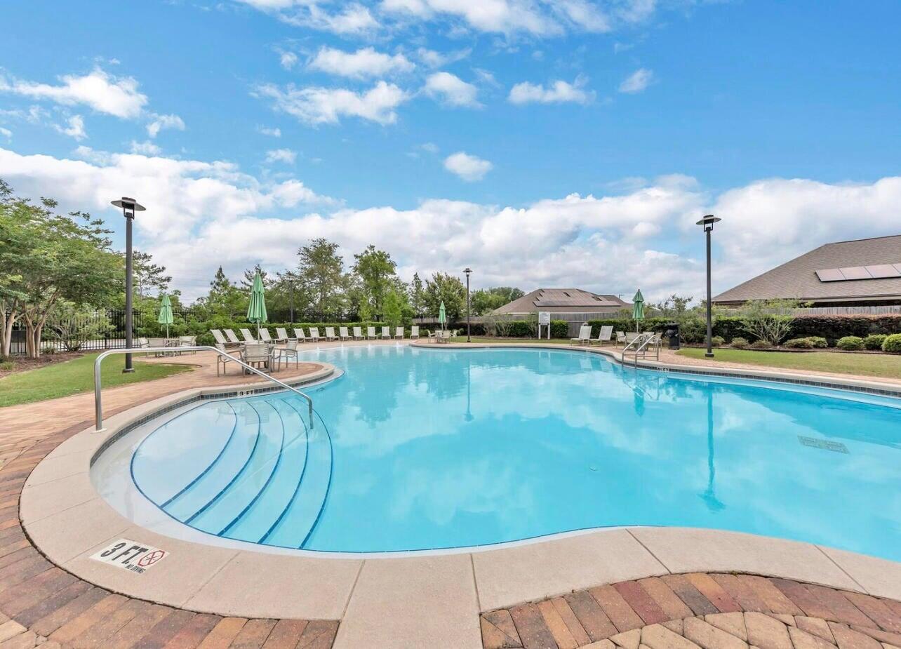 Redstone Commons - Residential Lease