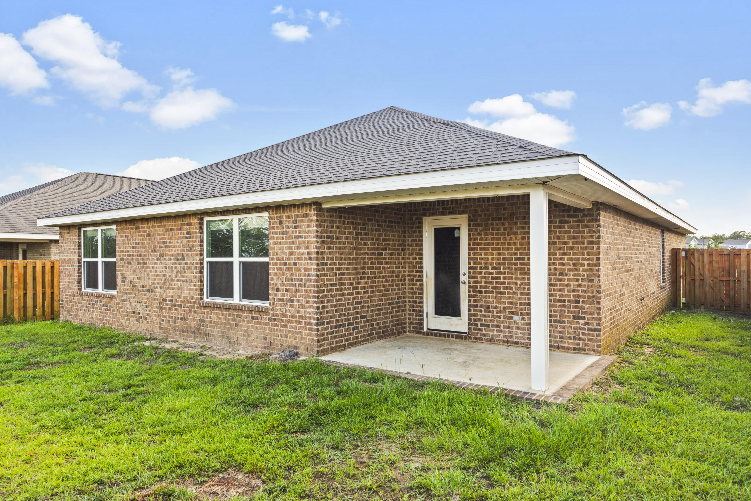Redstone Commons - Residential Lease