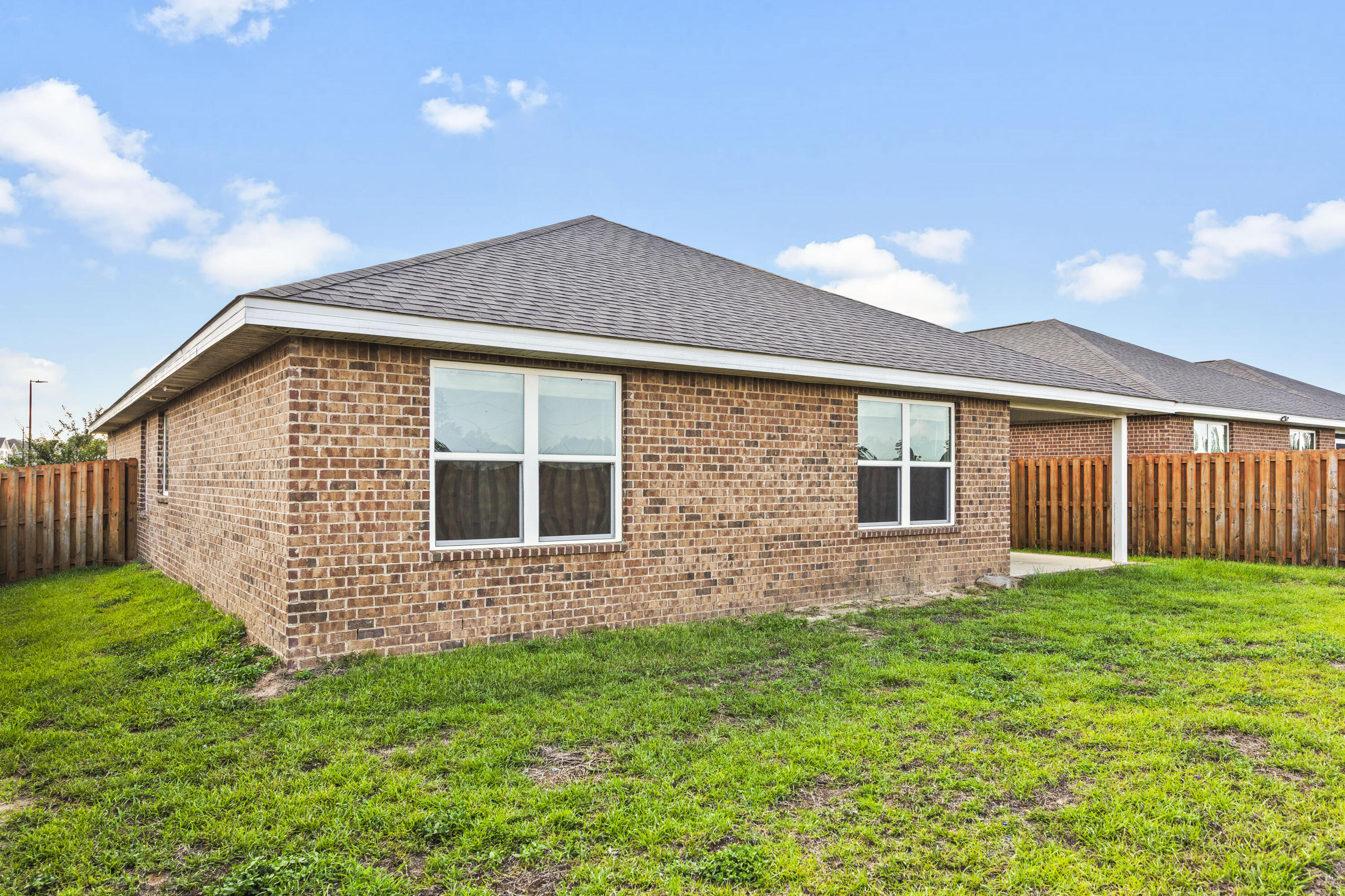 Redstone Commons - Residential Lease