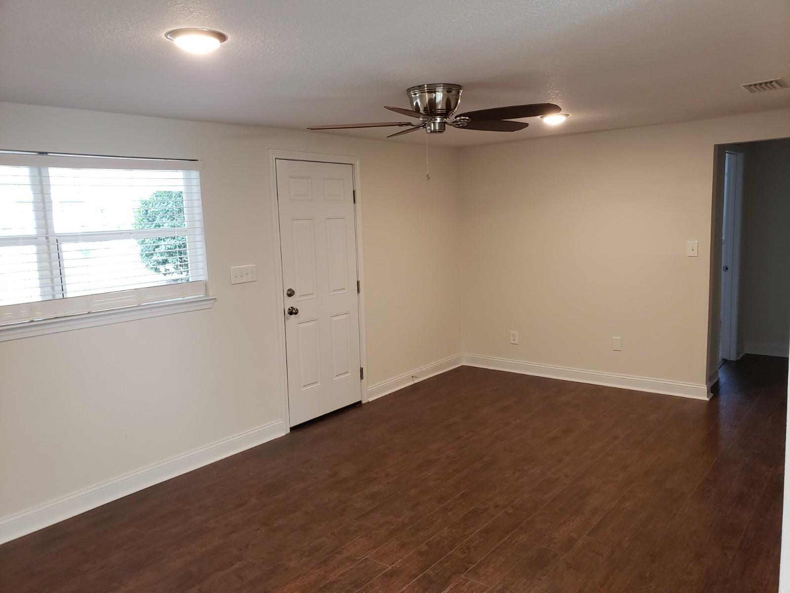 AVERITT ADDN TO CRESTVIEW - Residential