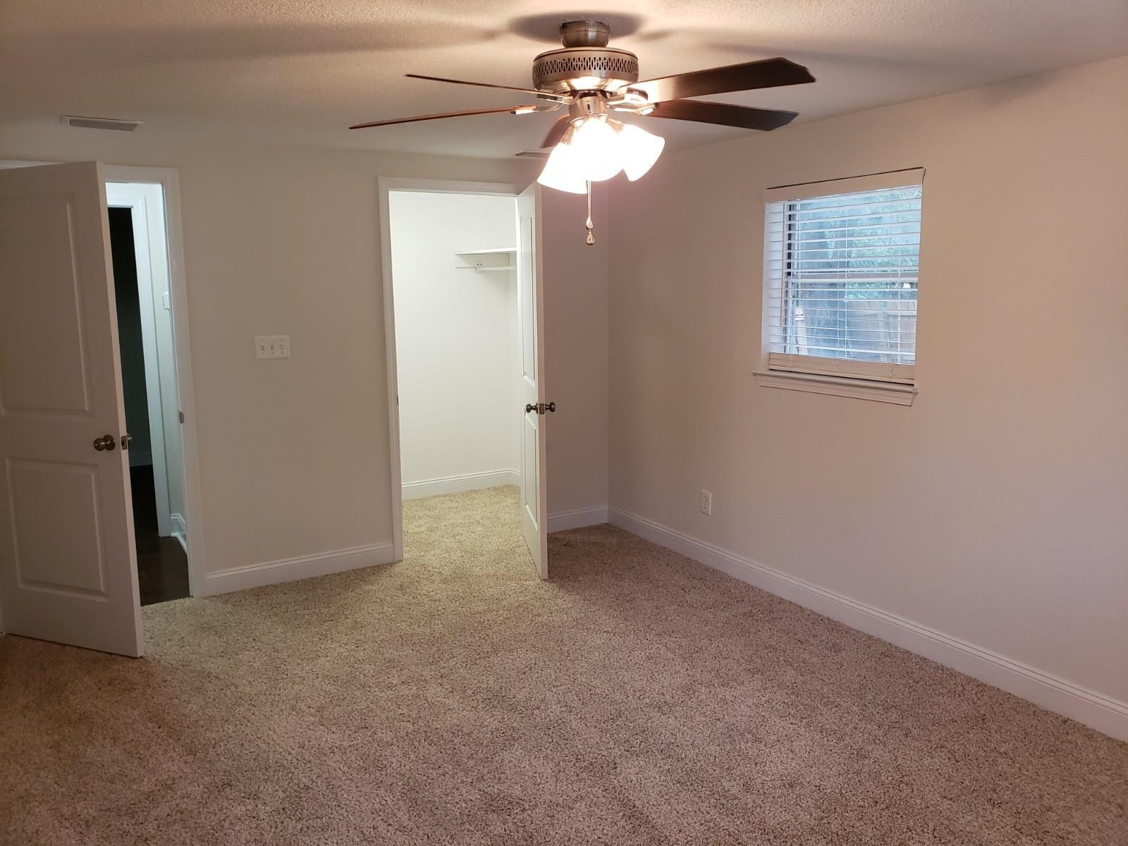 AVERITT ADDN TO CRESTVIEW - Residential