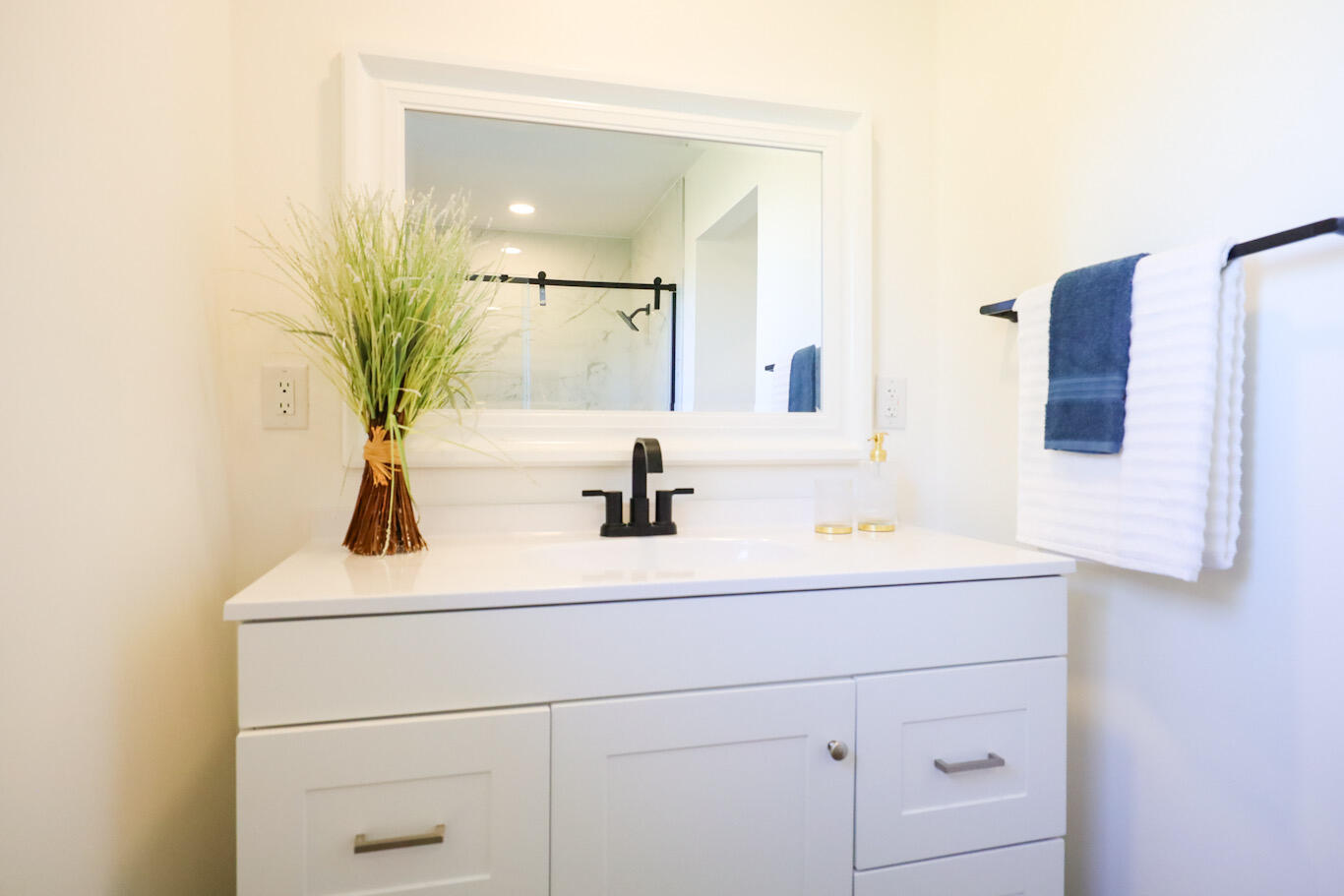 WOODLAND HOMES - Residential