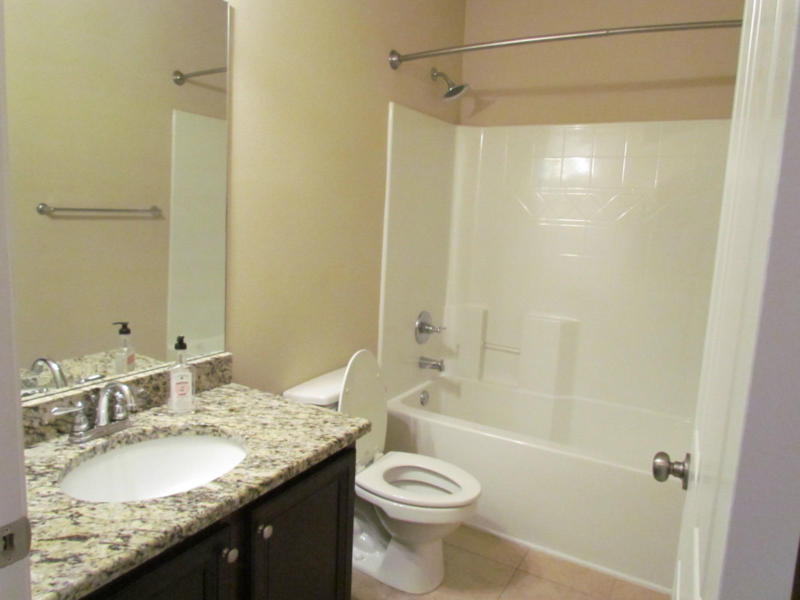 HAMMOCK BAY - Residential Lease