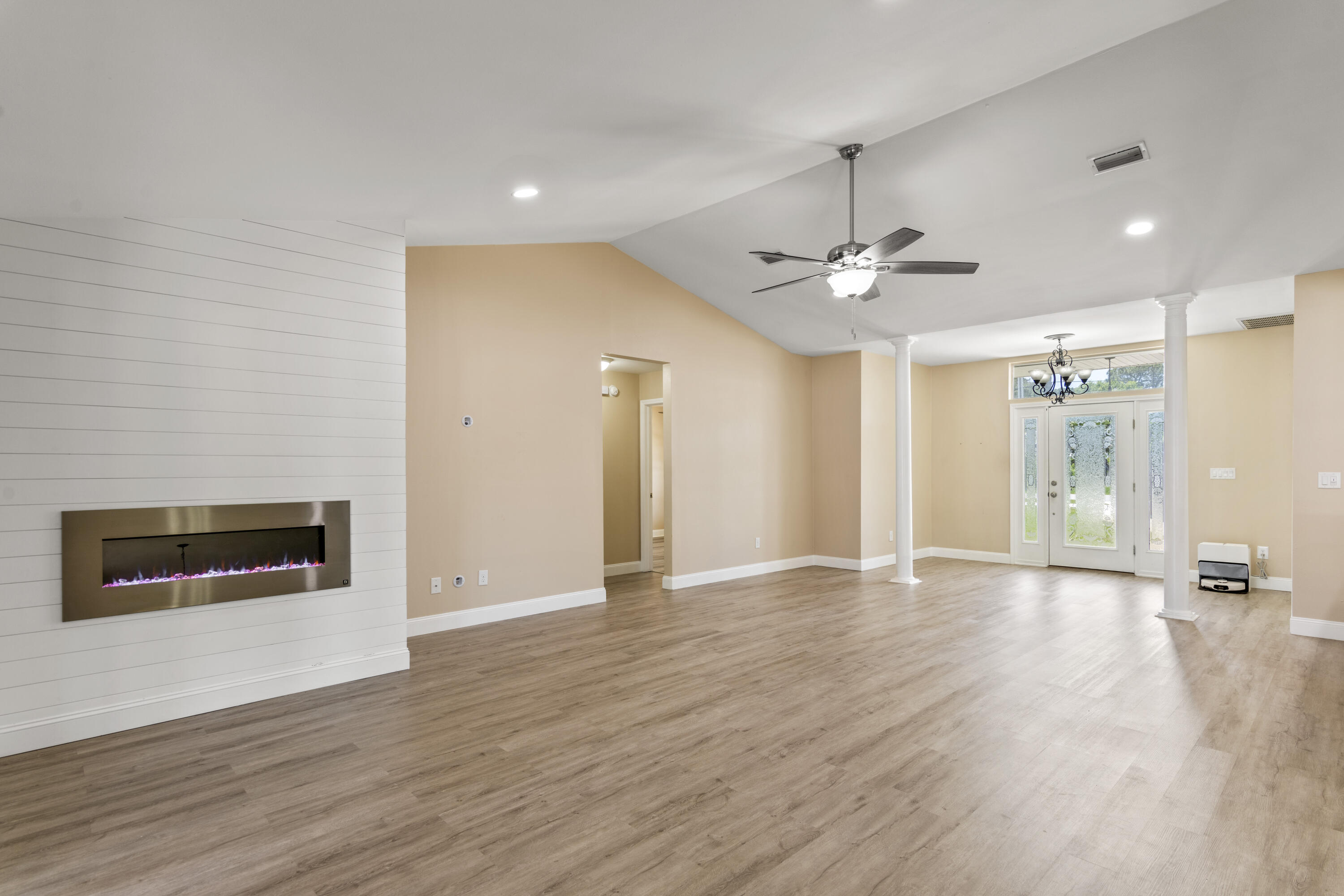 HOLIDAY SHORES ESTATES 3RD ADDN - Residential