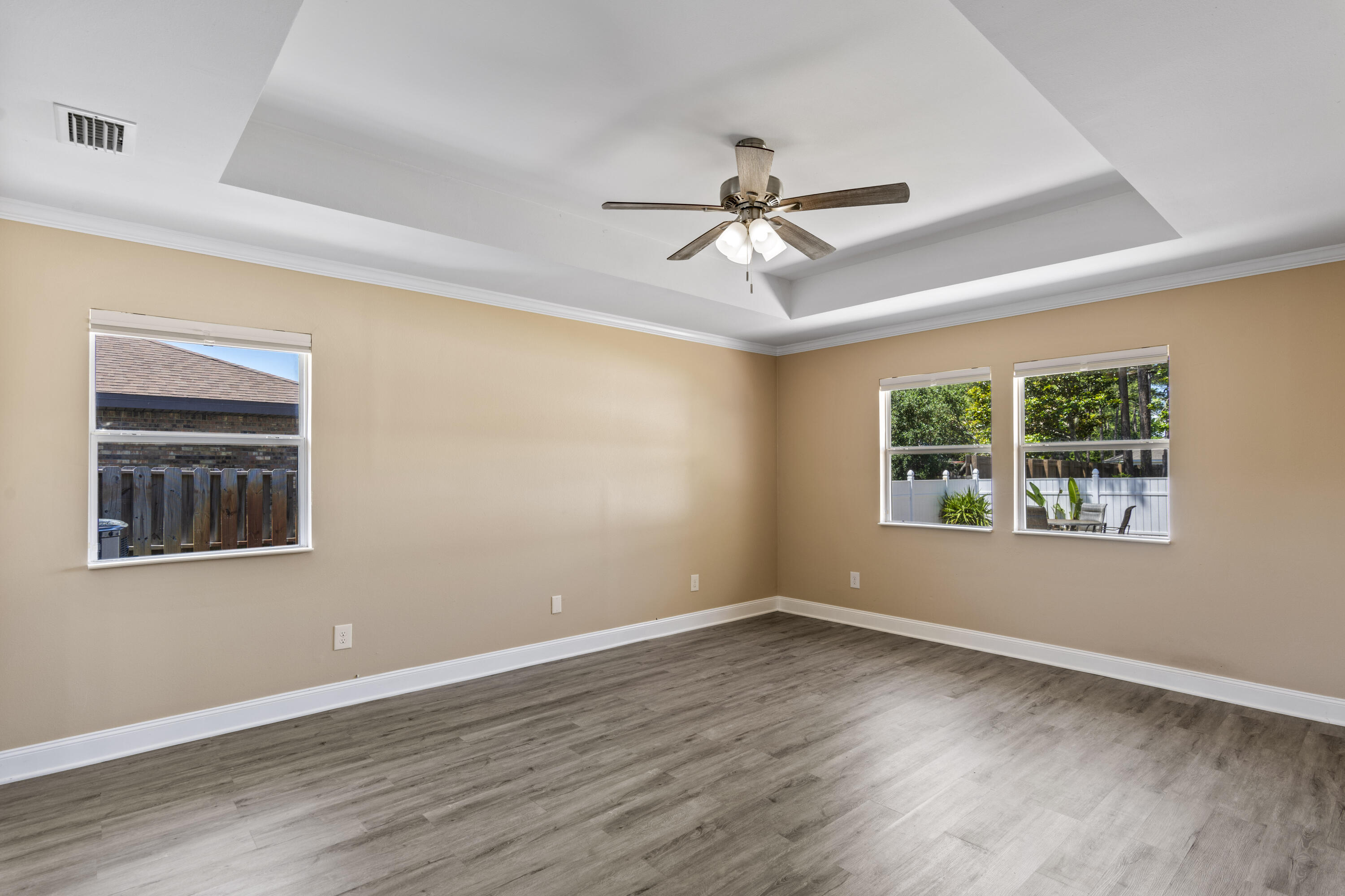 HOLIDAY SHORES ESTATES 3RD ADDN - Residential