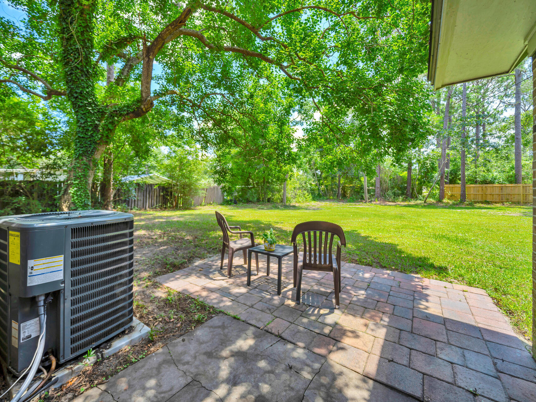 Juniper Lake Road - Residential