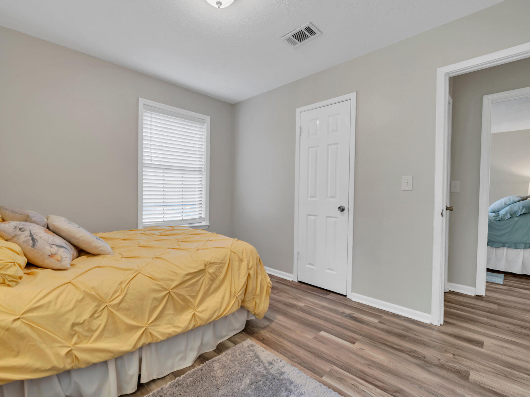 Juniper Lake Road - Residential