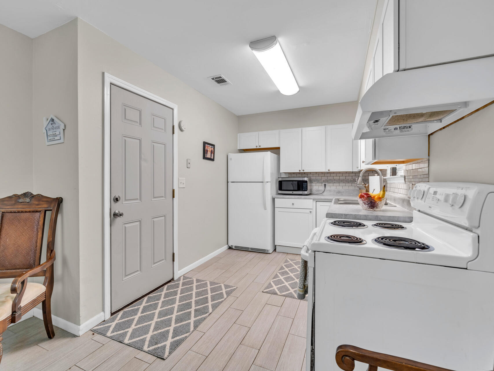 Juniper Lake Road - Residential