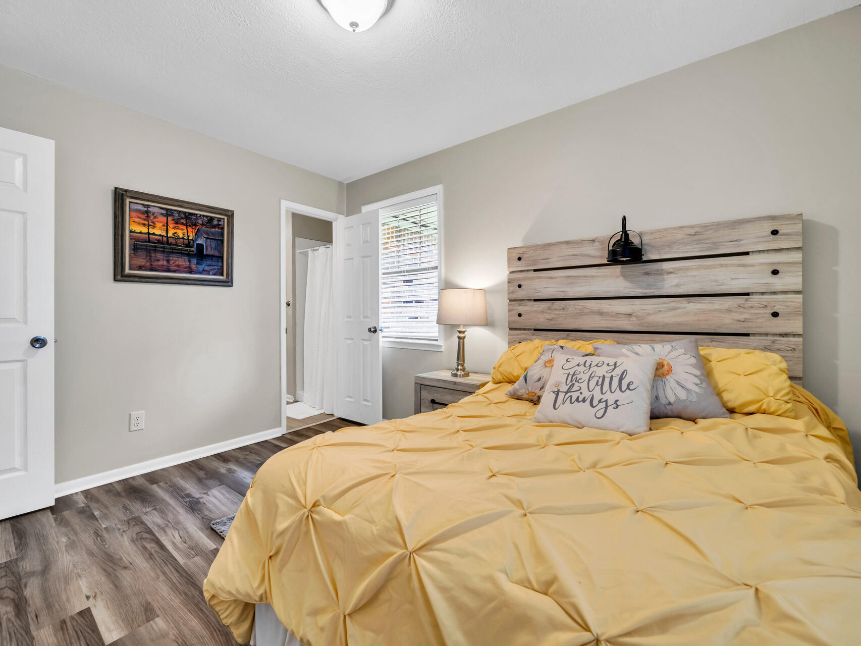 Juniper Lake Road - Residential