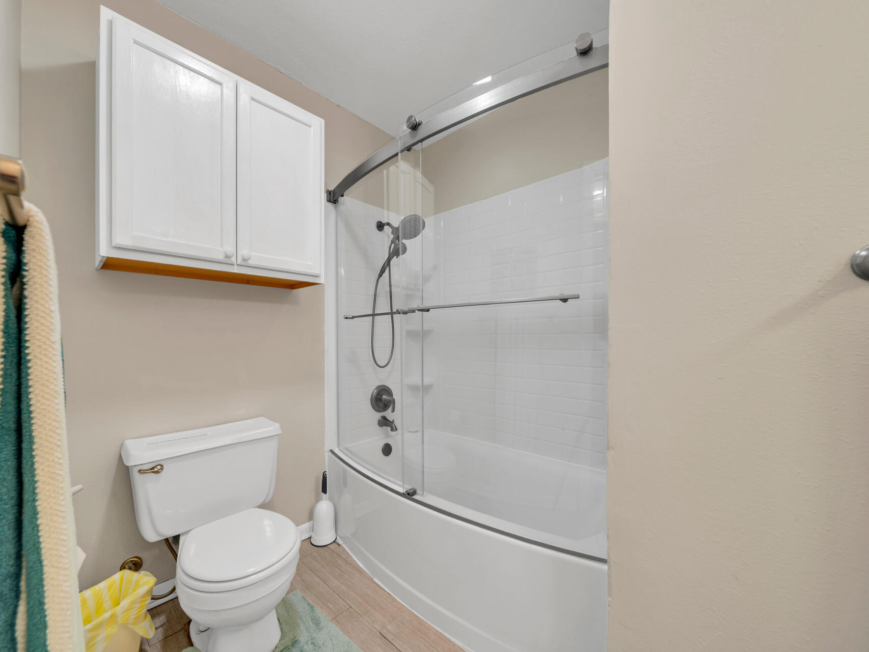 Juniper Lake Road - Residential