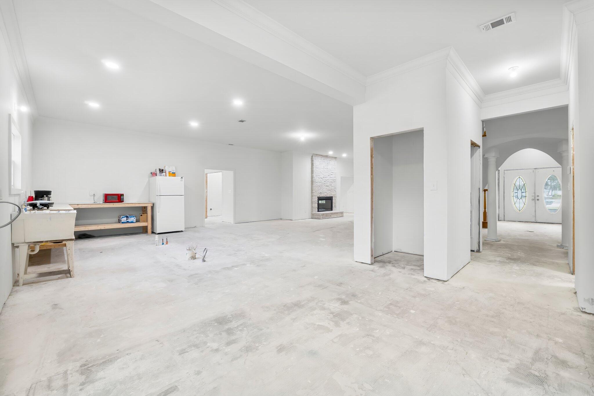 NO RECORDED SUBDIVISION - Residential