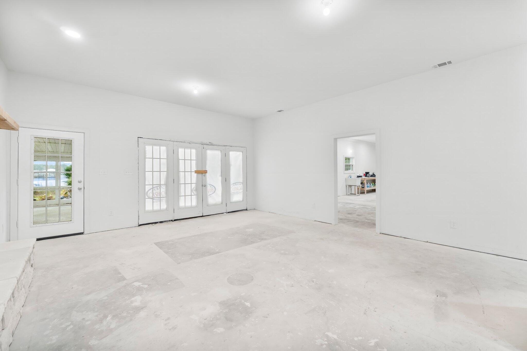 NO RECORDED SUBDIVISION - Residential
